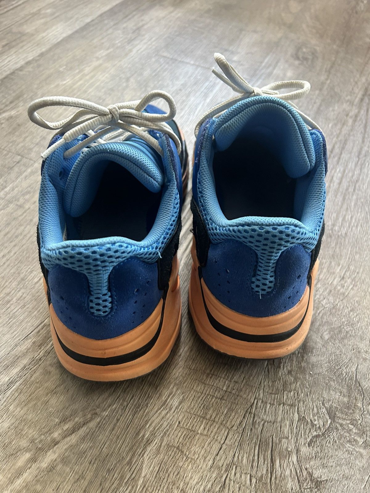 Yeezy Yeezy Boost 700 adidas ‘Bright Blue’ Size US 9.5 / EU 42-43 - 8 Thumbnail