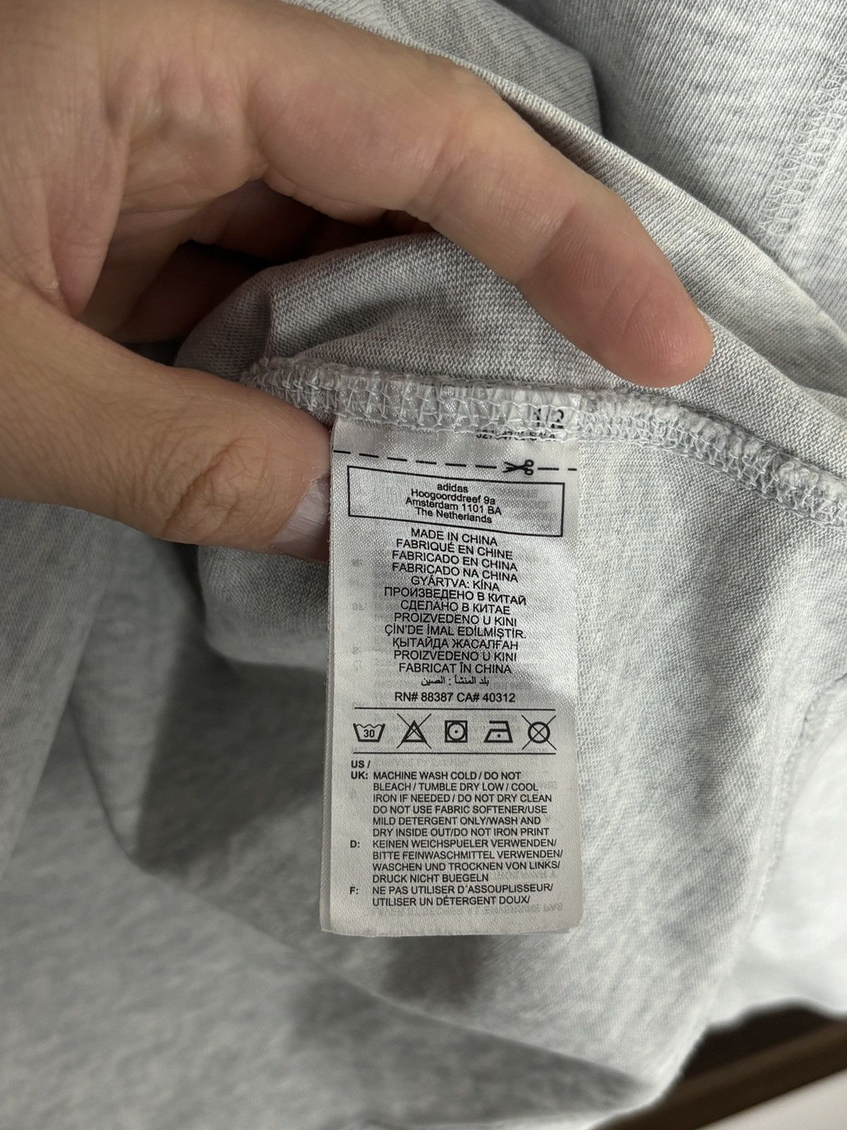 Adidas Adidas Humanrace Pharrell Williams grey logo sweatshirt Size US L / EU 52-54 / 3 - 9 Thumbnail
