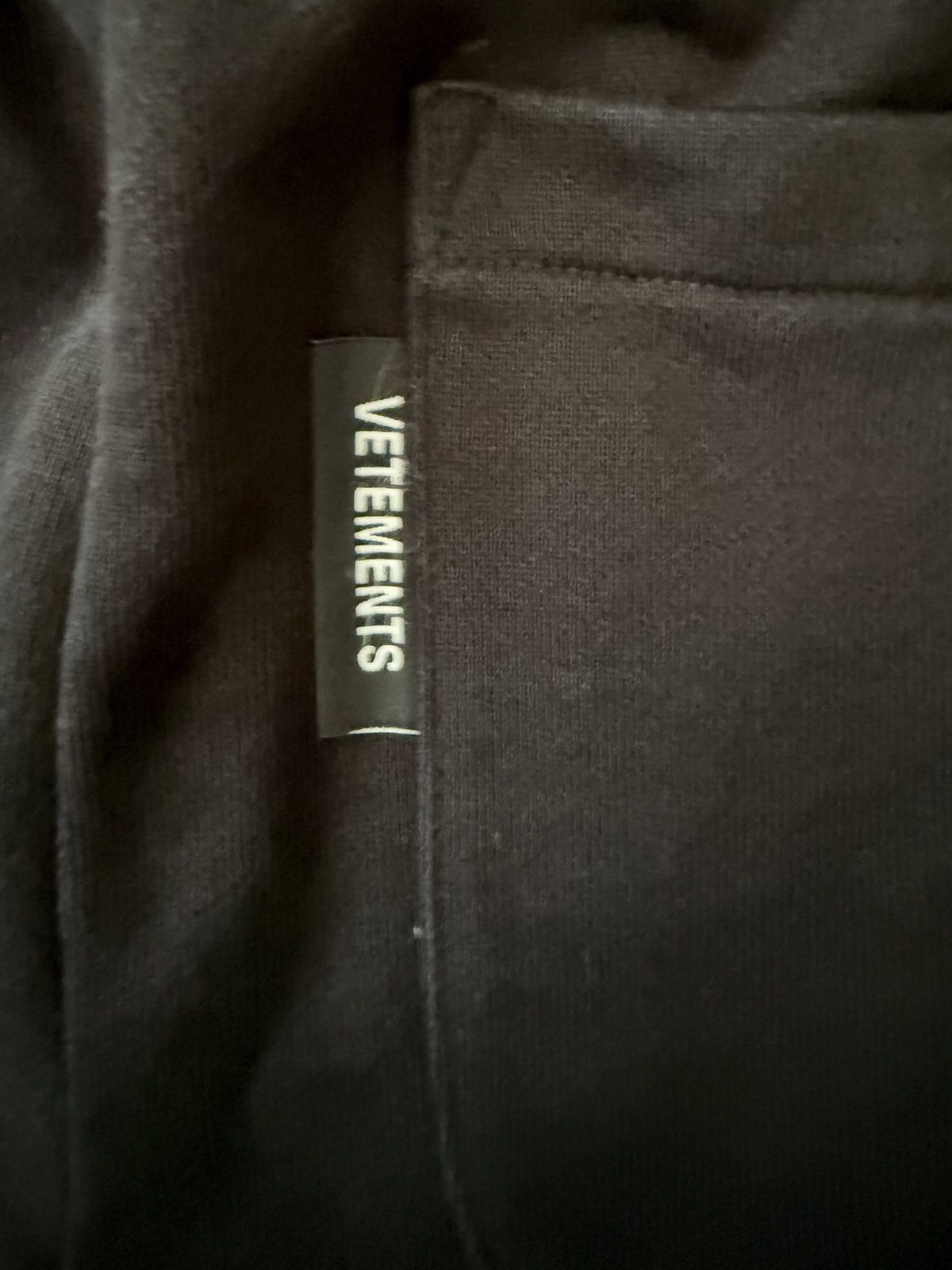 Vetements Vetements Denma Gothic Logo Pants Size US 30 / EU 46 - 7 Thumbnail