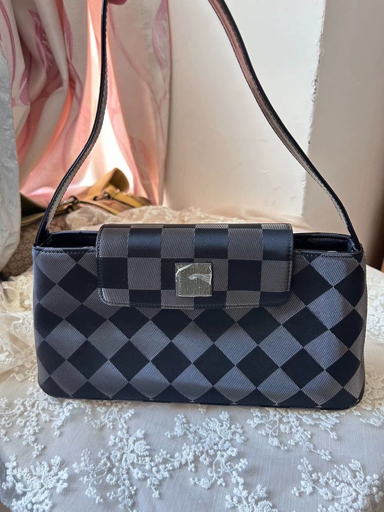 Givenchy Givenchy New Vintage Plaid Shoulder Bag Size ONE SIZE - 2 Thumbnail