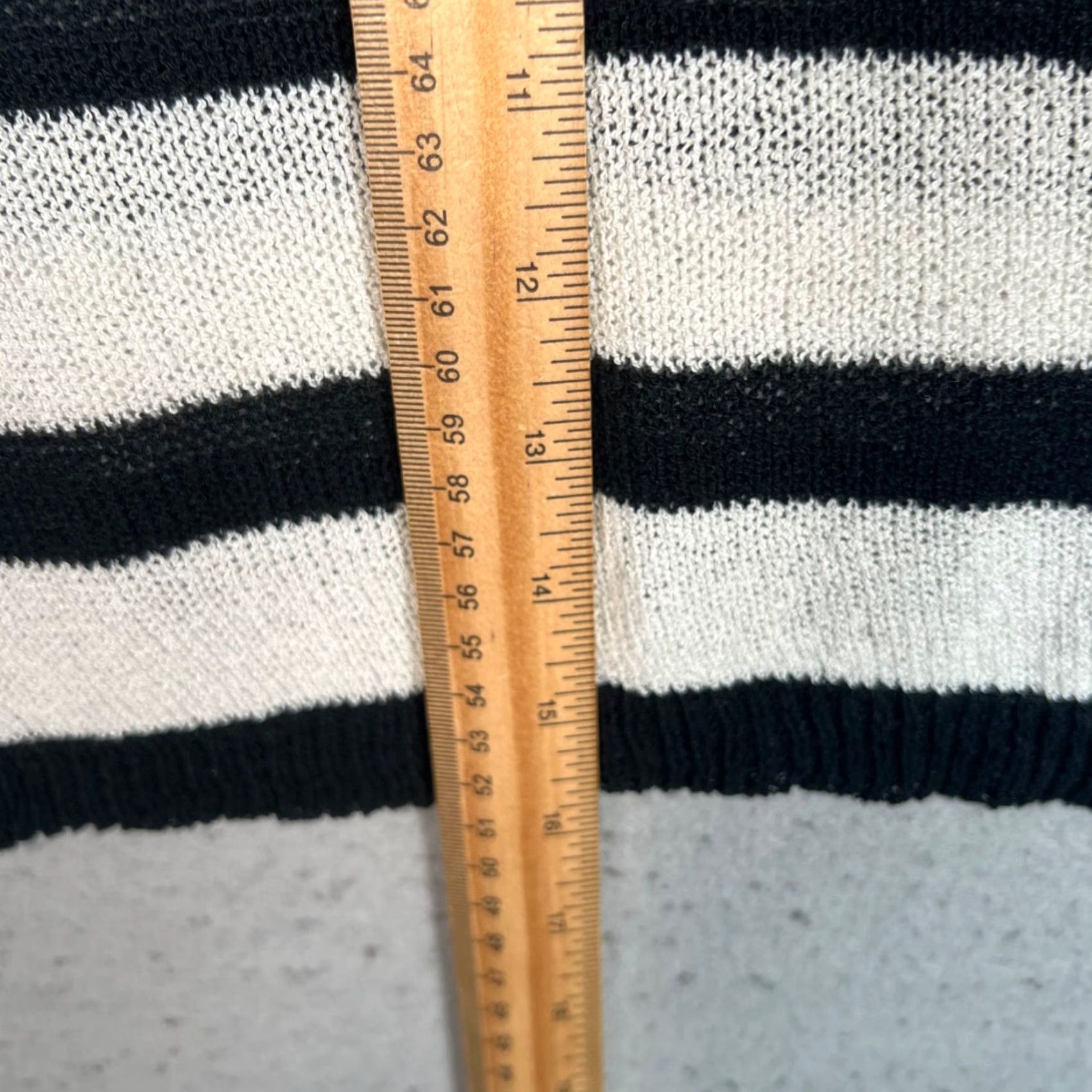 superdown Superdown Striped Knit Sweater Pullover Black & White Medium Womens Size M / US 6-8 / IT 42-44 - 6 Thumbnail
