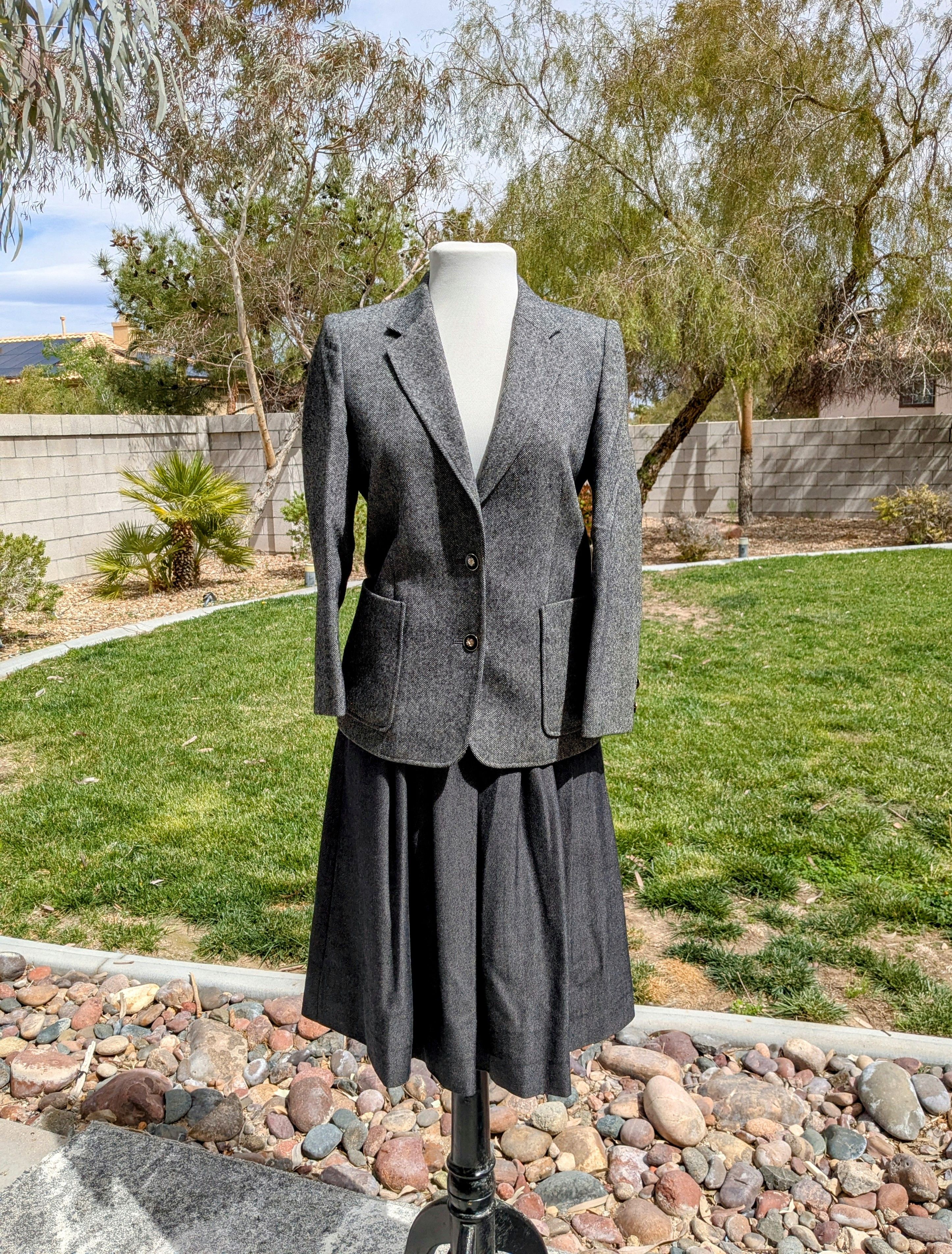 Vintage Vintage Gray Classic 2pc Bon Plan Blazer+Maxi Skirt Suit Size M / US 6-8 / IT 42-44 - 1 Thumbnail