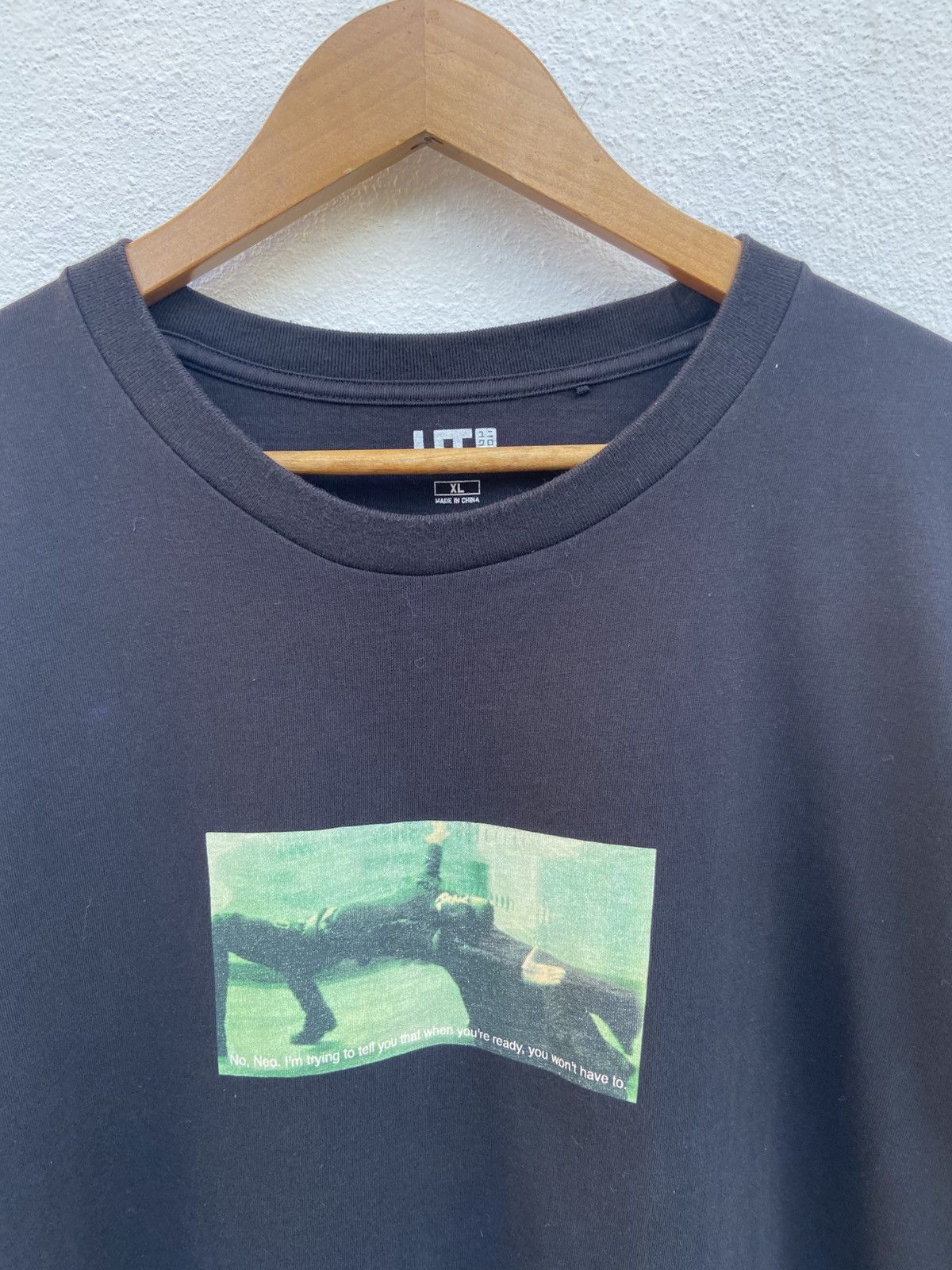 Uniqlo Matrix t shirt movies Size US L / EU 52-54 / 3 - 2 Thumbnail