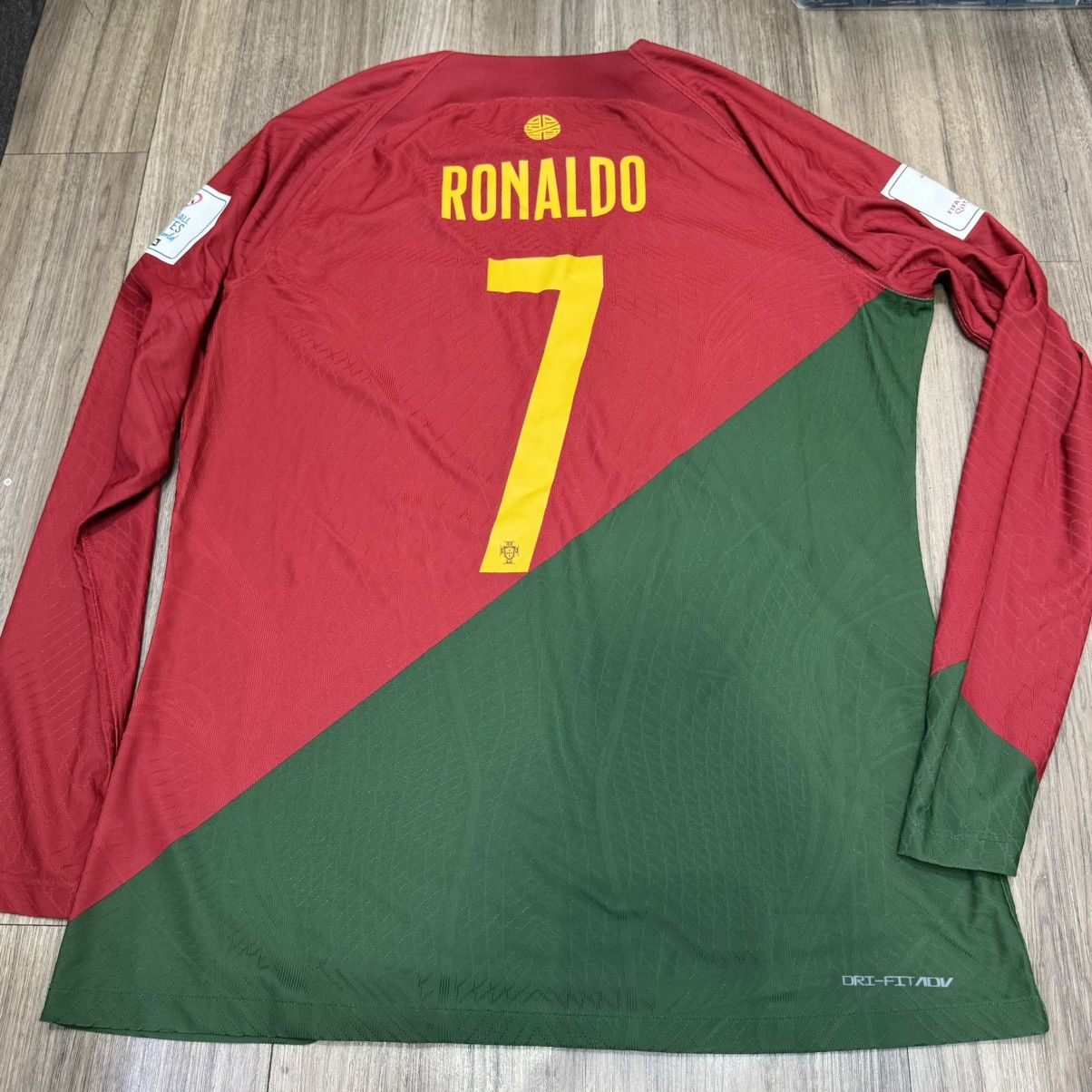 Nike Portugal WC2022 L/S player issue home shirt #7 Ronaldo Size US XL / EU 56 / 4 - 2 Thumbnail
