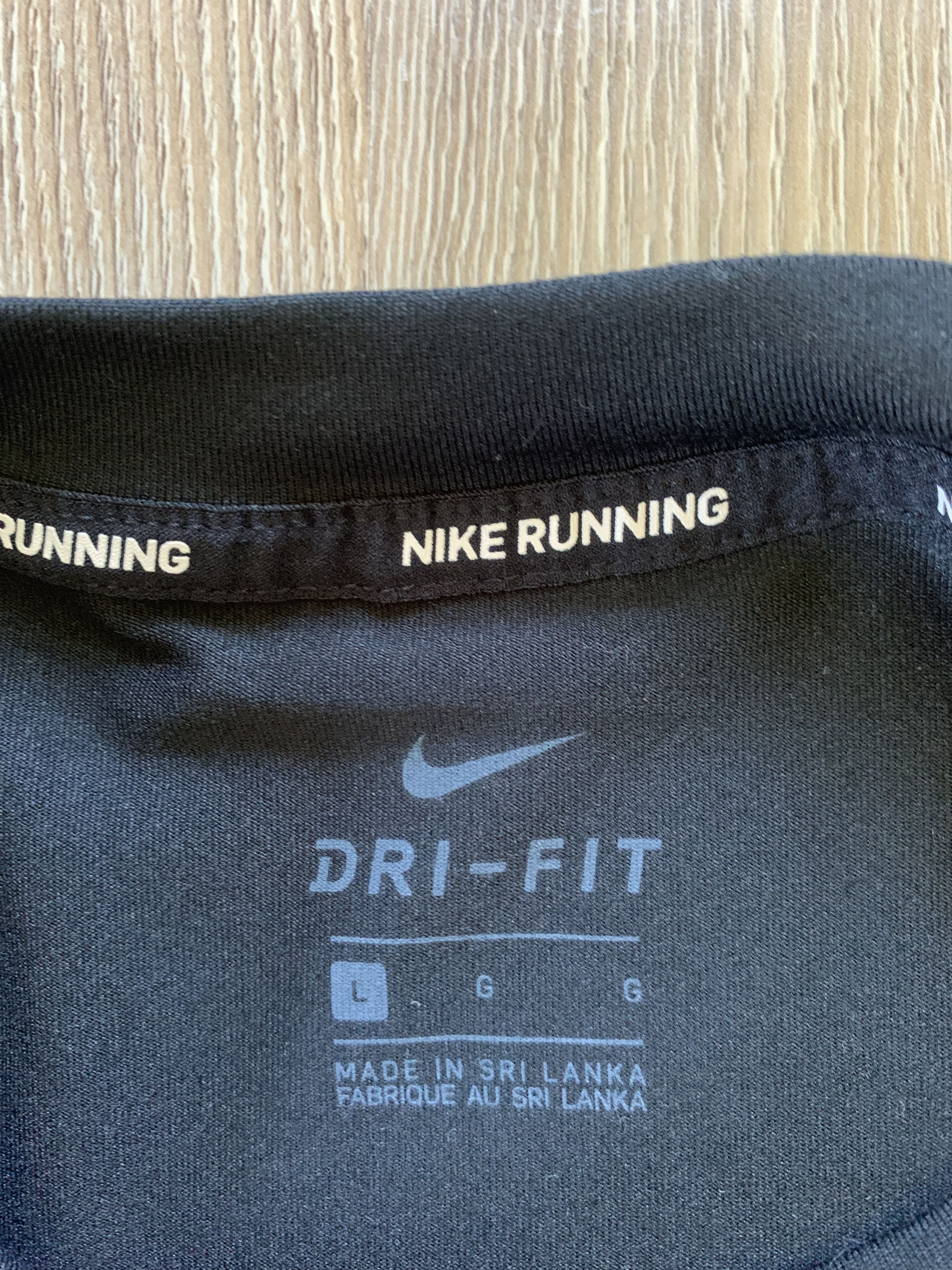 Nike Nike Running Big Swoosh Printed Long Sleeve Size US L / EU 52-54 / 3 - 7 Thumbnail