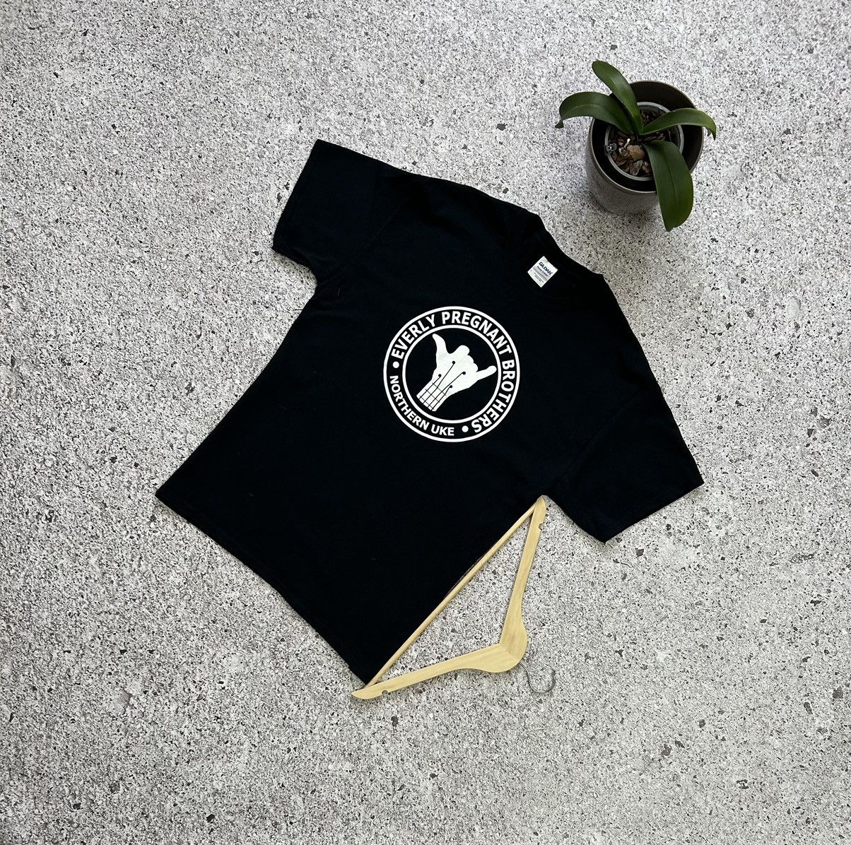 Band Tees × Vintage Vintage 2000’s Everly Pregnant Brothers Band T-Shirt Size US L / EU 52-54 / 3 - 1 Thumbnail