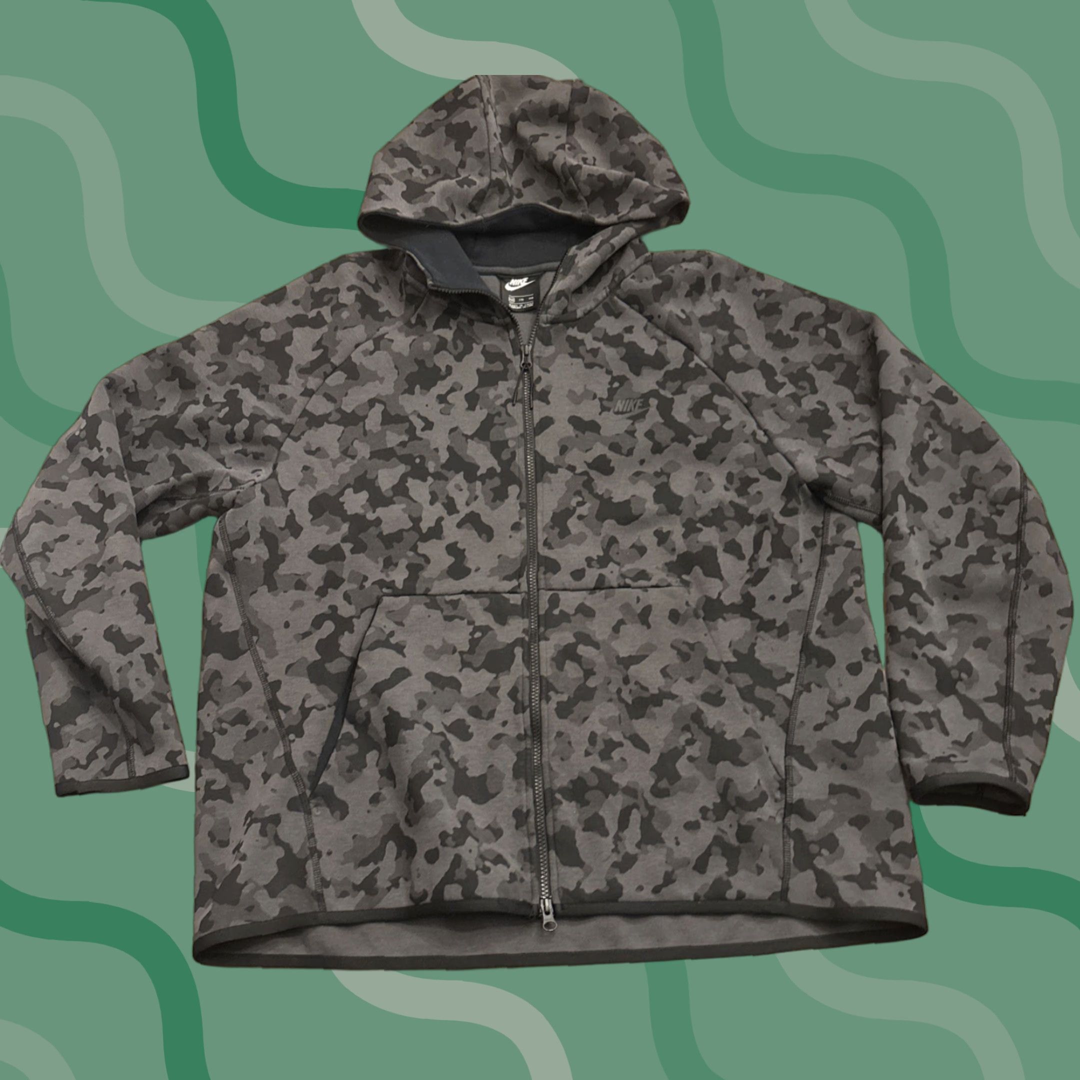 Nike Nike Tech Fleece Full Zip Hooded Jacket Black/Gray Camo CJ5975-010 Size 2XL Mens Hoodie Full Zip Camouflage 90s? Size US XXL / EU 58 / 5 - 1 Thumbnail