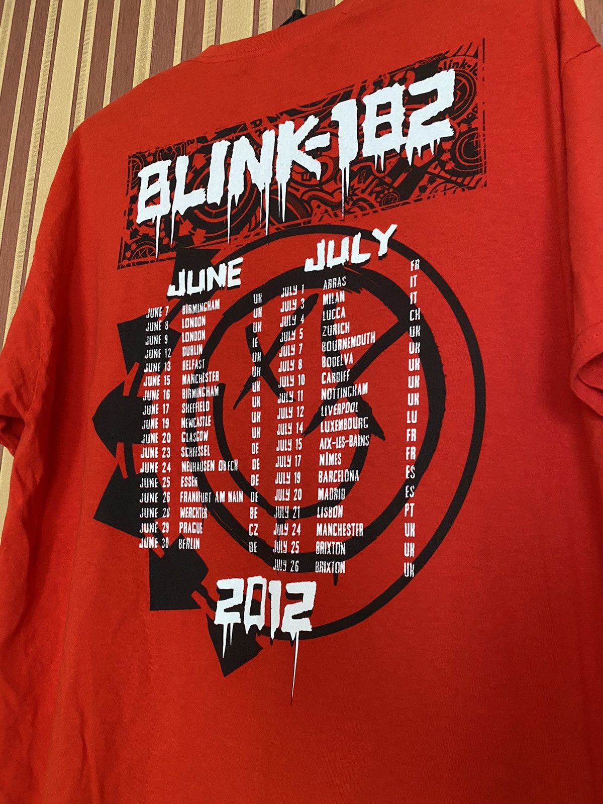 Band Tees 2012 Blink-182 Shirt 20 Years Anniversary UK & European Tour Size US XL / EU 56 / 4 - 7 Thumbnail