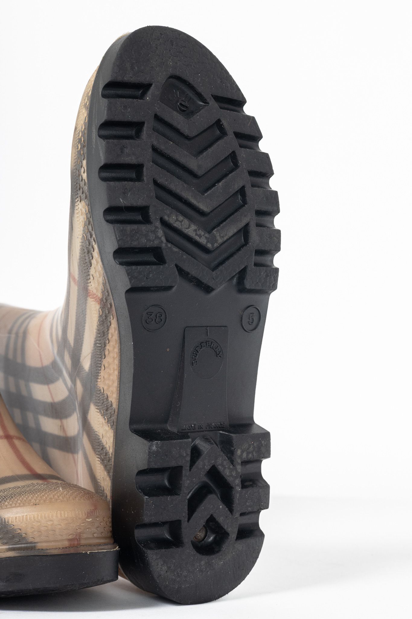 Burberry Burberry Haymarket Tall Rubber Rain Boots Size US 7.5 / IT 37.5 - 5 Thumbnail