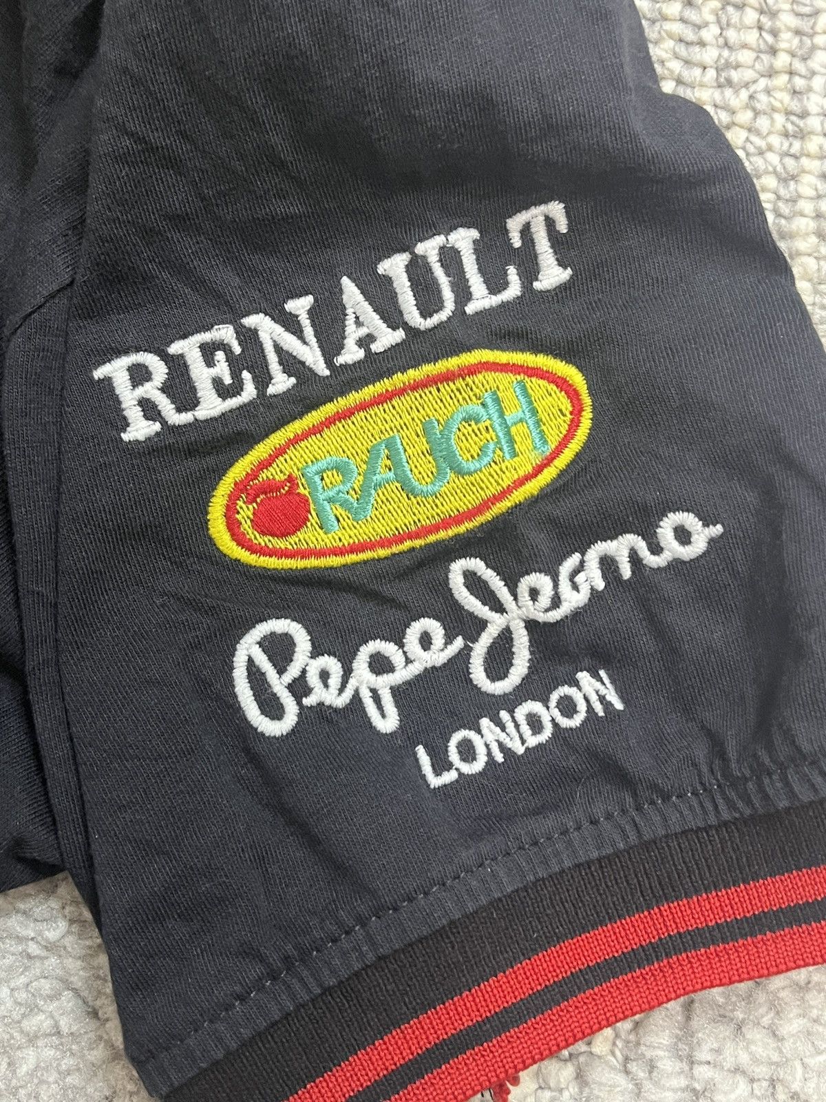 Red Bull RACING RED BULL INFINITI FIRELLI RENAULT T SHIRT Size US M / EU 48-50 / 2 - 4 Thumbnail