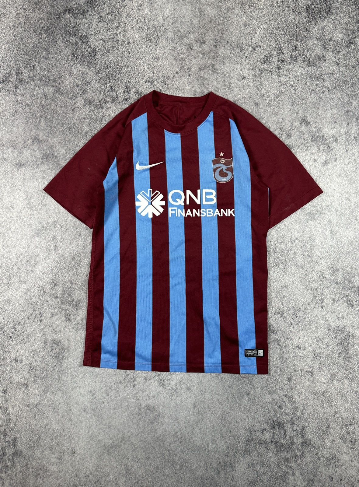Nike Nike Trabzonspor Soccer Jersey Streetwear Blokecore Y2K S Size US S / EU 44-46 / 1 - 1 Thumbnail
