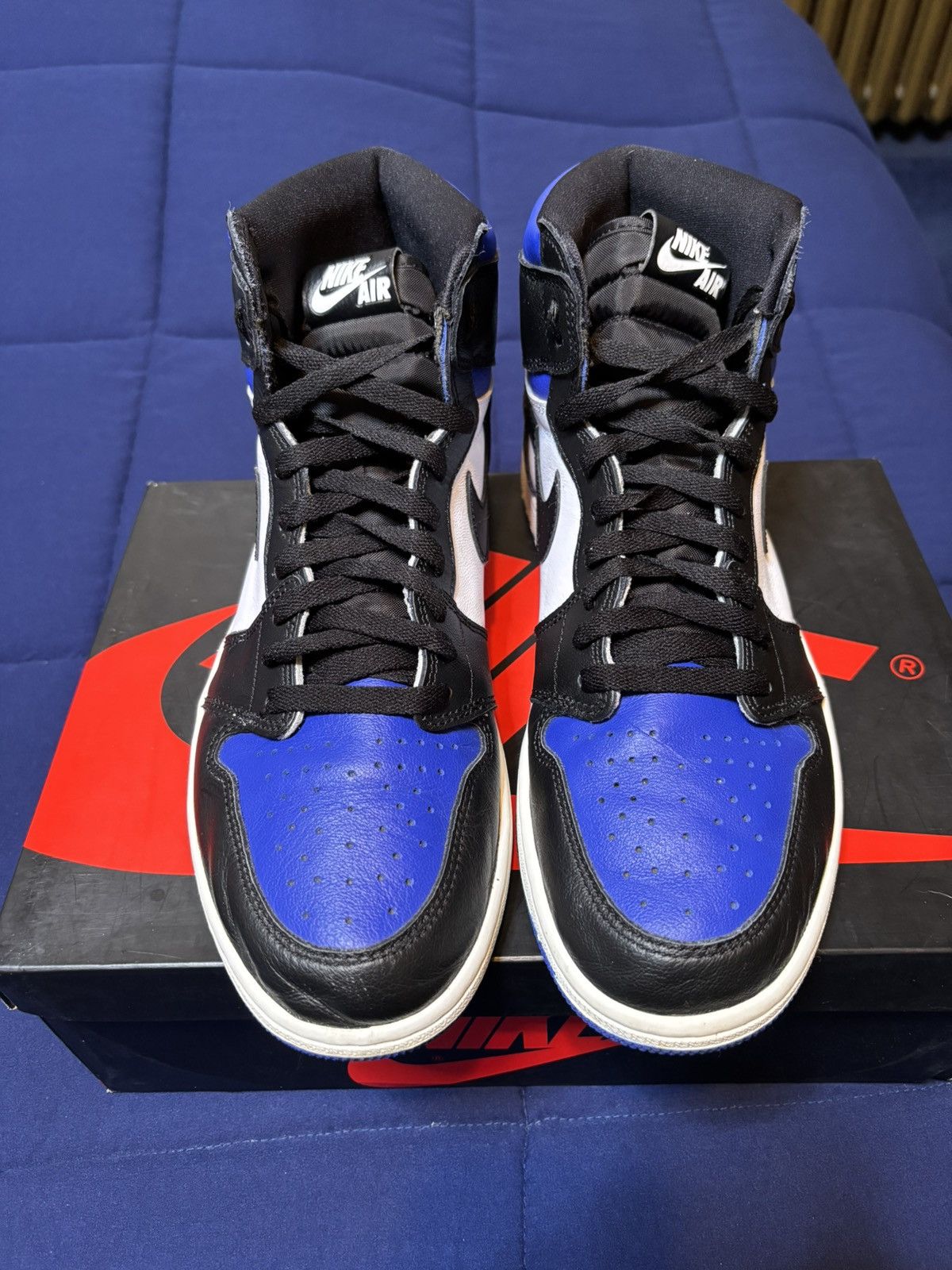 Jordan Brand Jordan 1 Retro High OG Royal Toe 2020 Size 11 Size US 11 / EU 44 - 2 Thumbnail