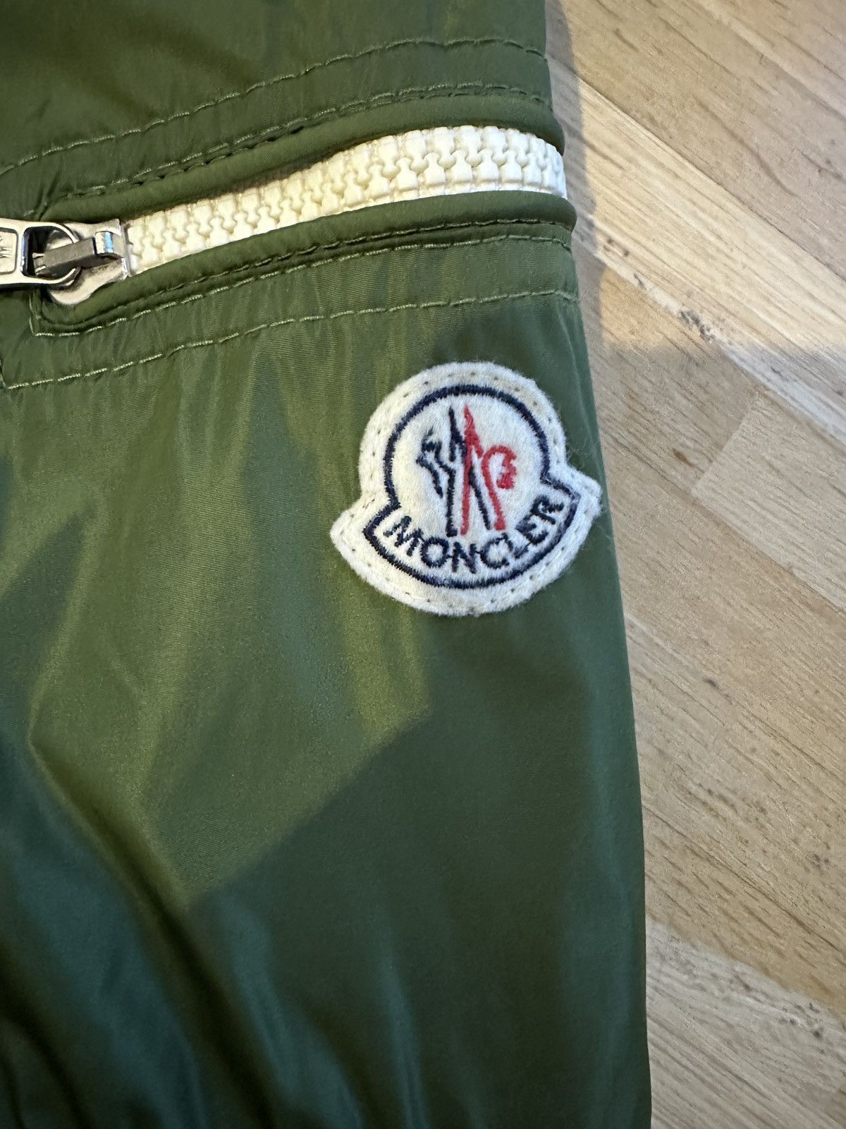Moncler Moncler Thym Light Nylon Bomber Jacket Size 3 Size US L / EU 52-54 / 3 - 9 Thumbnail