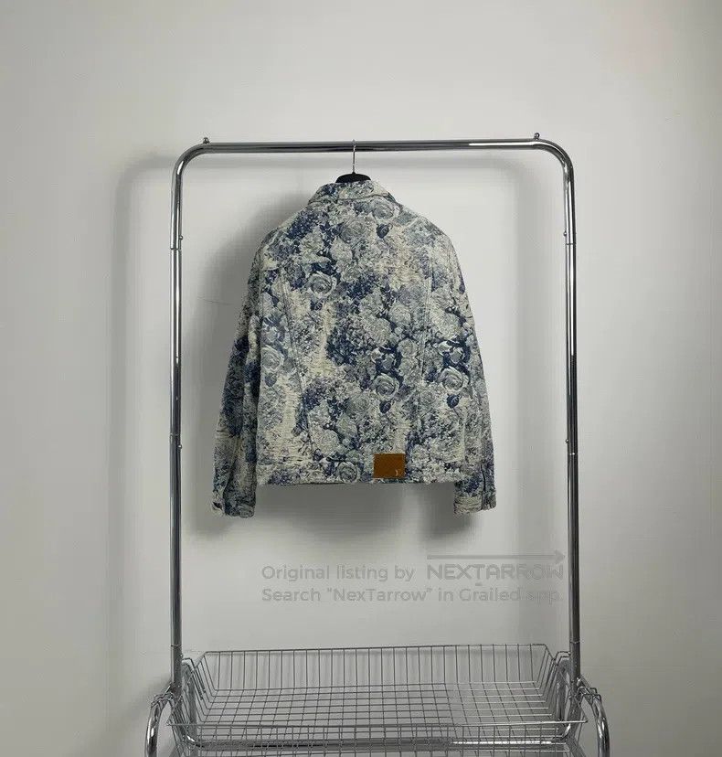Louis Vuitton Louis Vuitton Blue floral-print logo denim jacket Size US M / EU 48-50 / 2 - 2 Thumbnail