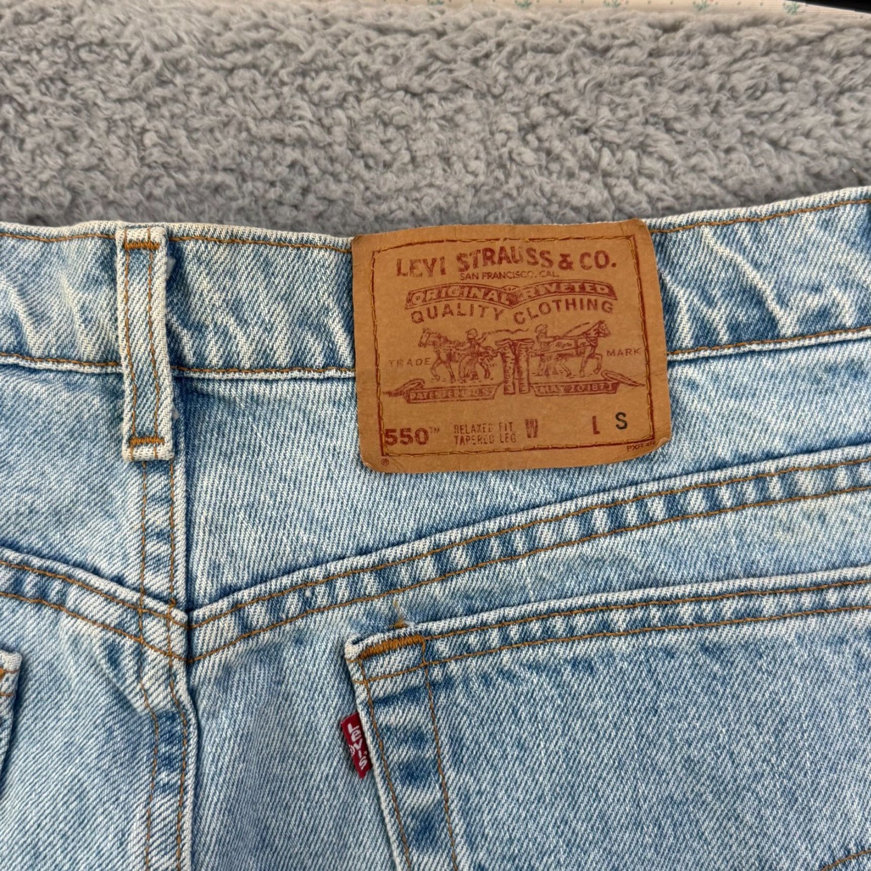 Levi's VINTAGE Levi's 550 Jeans Womens 16 Blue Tapered Leg 90s Relaxed Fit 34x31 Denim Size 38" / US 16 / IT 52 - 7 Thumbnail