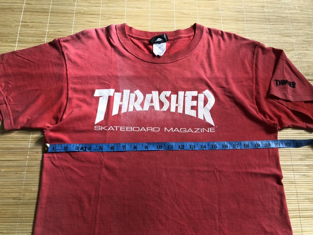 Hook-Ups × Shorty's Skateboards × Thrasher Vintage late 90s Thrasher skateboarding tee distressed Size US L / EU 52-54 / 3 - 12 Thumbnail