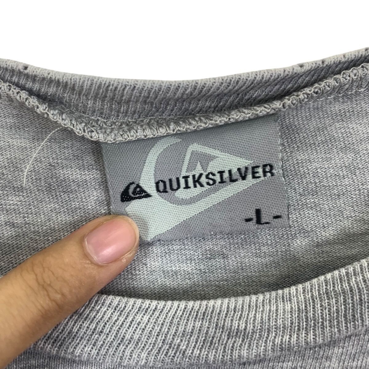 Quiksilver Vintage QUIKSILVER BOARDSHORT SURF Tee Shirt Top Size L / US 10 / IT 46 - 7 Thumbnail