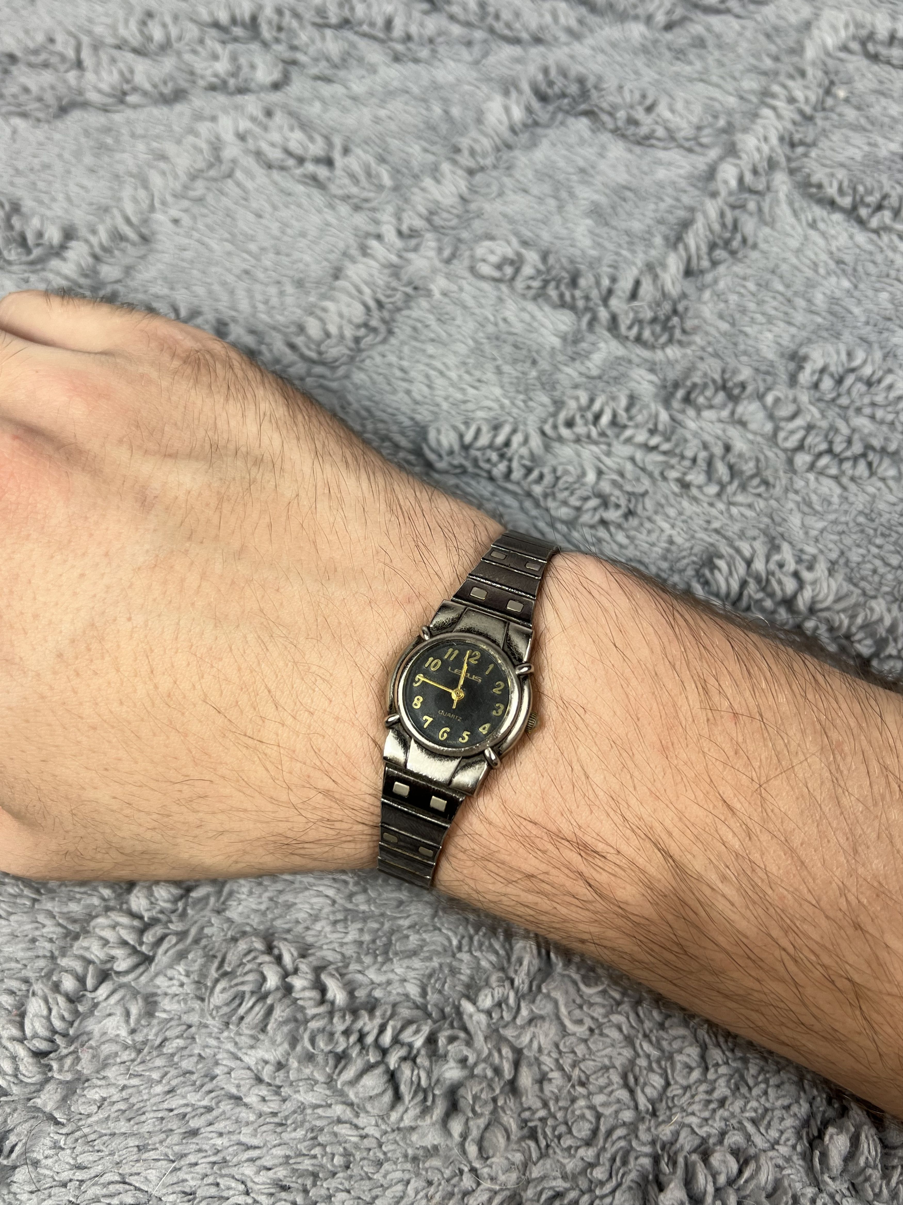 Vintage Futuristic Minimalistic Lexus Japanese Style Bracelet Watch Size ONE SIZE - 8 Thumbnail