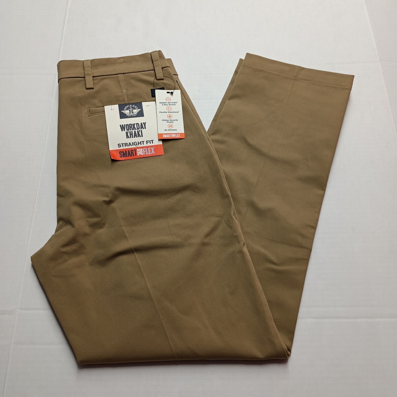 Dockers Dockers Workday Khakis Men's 32x32 Beige Straight Fit Flex Size US 32 / EU 48 - 1 Thumbnail