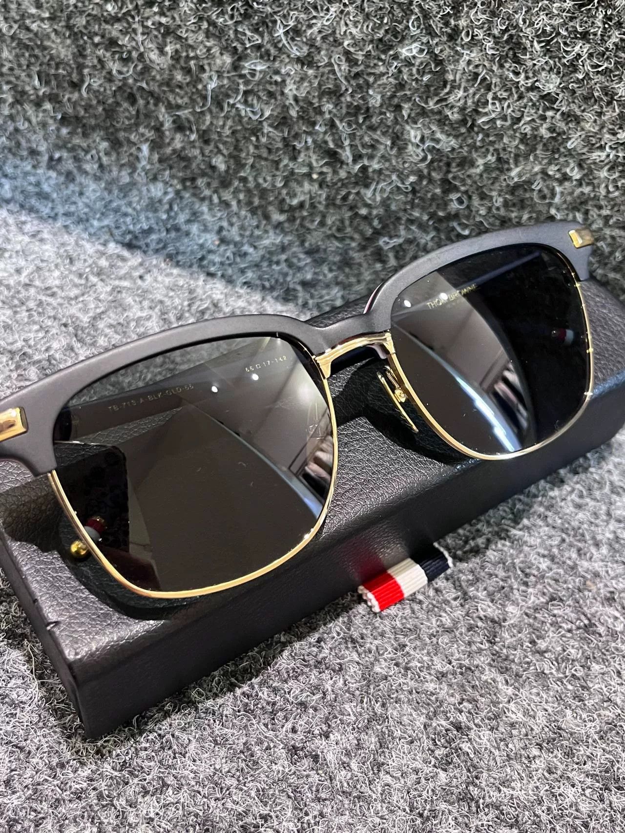 Thom Browne Thom Browne Sunglasses B713 for Sale Size ONE SIZE - 1 Thumbnail