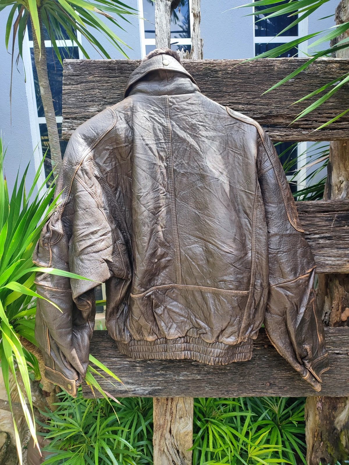 Leather Vintage Korean-Made Faux Leather Bomber Jacket Size US L / EU 52-54 / 3 - 7 Thumbnail