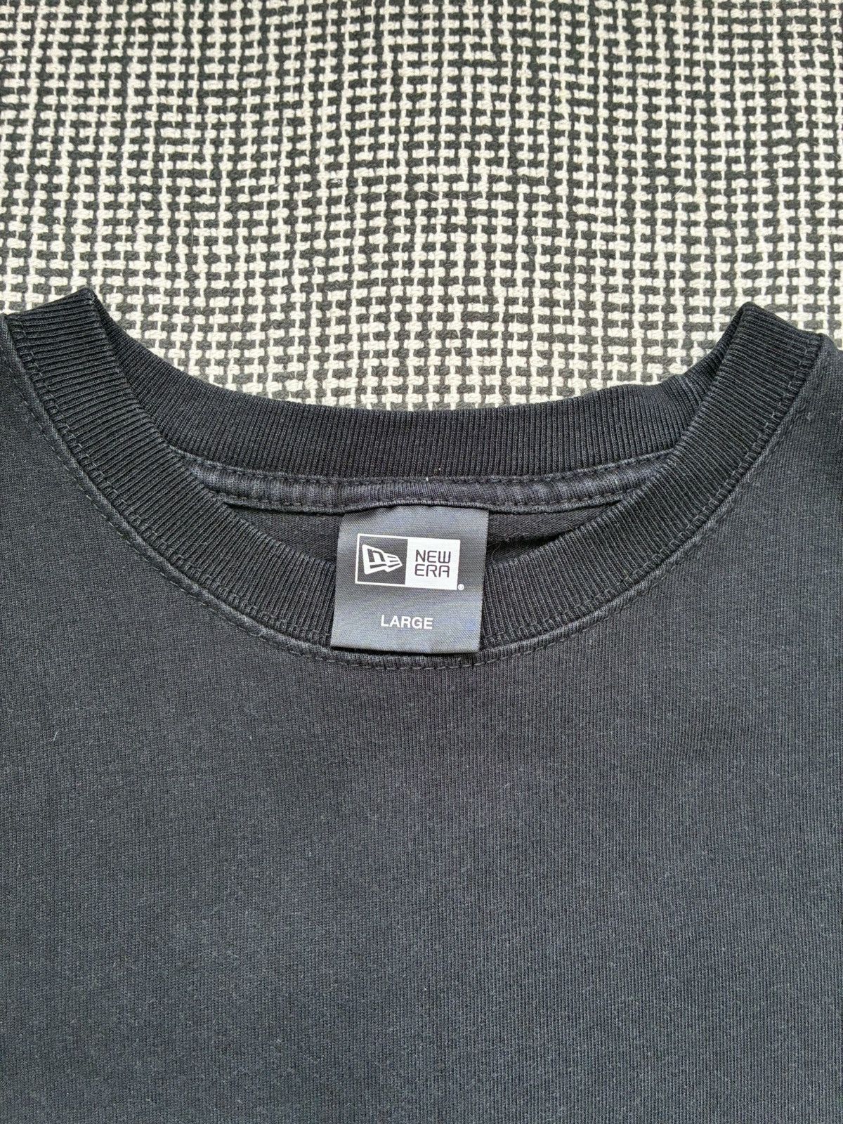 New Era × Yohji Yamamoto Yohji Yamamoto x New Era Tee Size US L / EU 52-54 / 3 - 7 Thumbnail