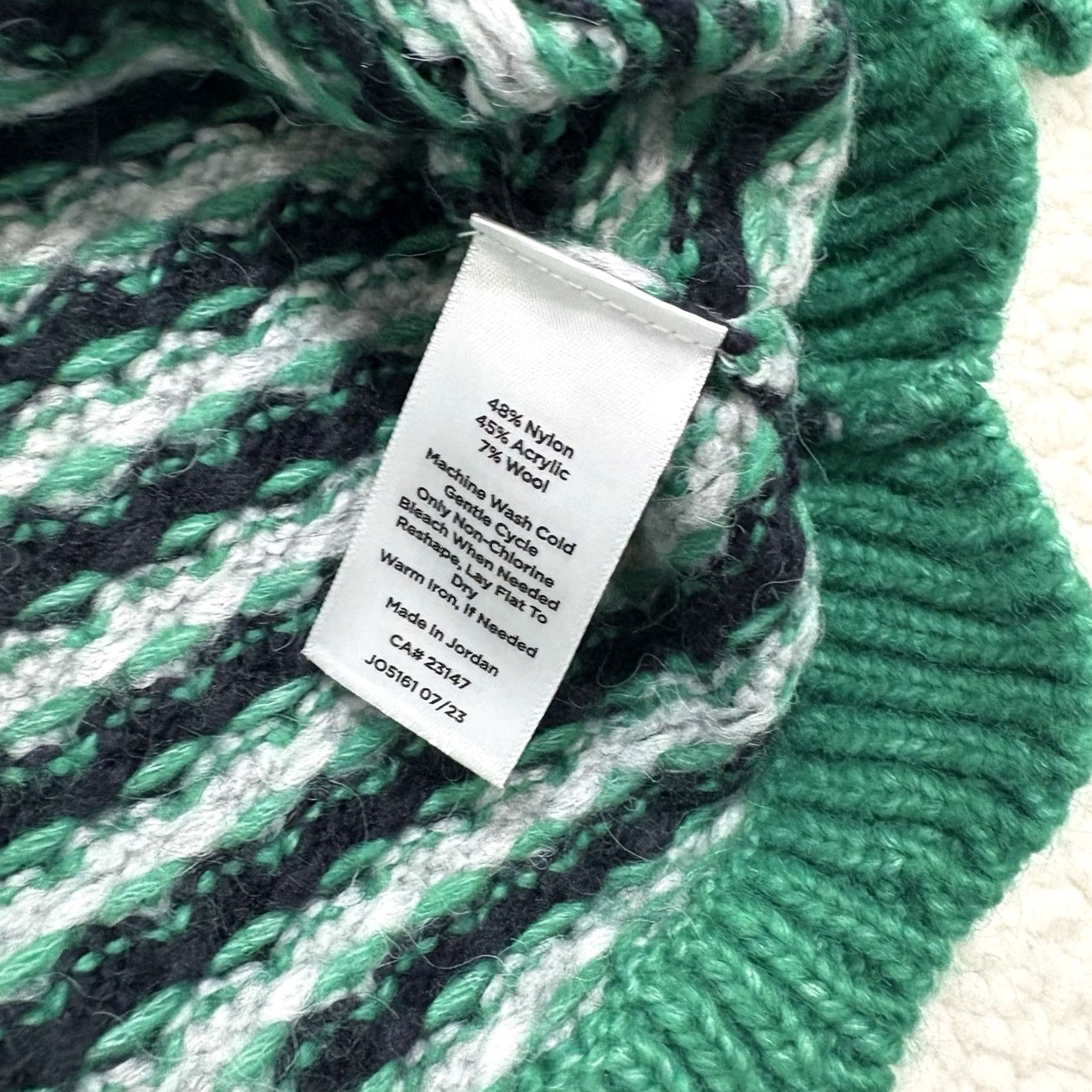 Talbots Talbots Crewneck Pullover Sweater S Women Green Geometric Jacquard Knit Lightweight Holiday Scallop Hem Regular Size Small NWT Size S / US 4 / IT 40 - 4 Thumbnail