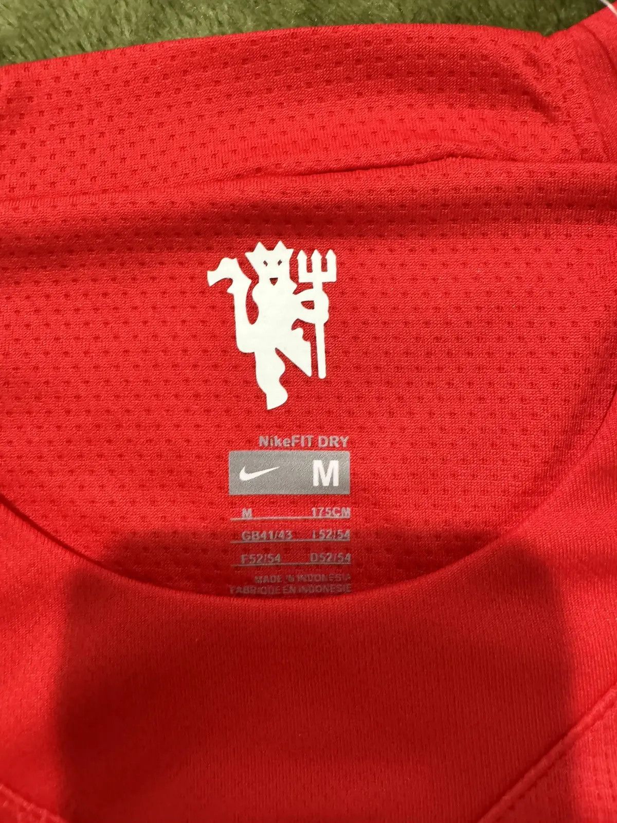 Nike Manchester united 2008 UCL Final - Ronaldo - M Size US M / EU 48-50 / 2 - 4 Thumbnail