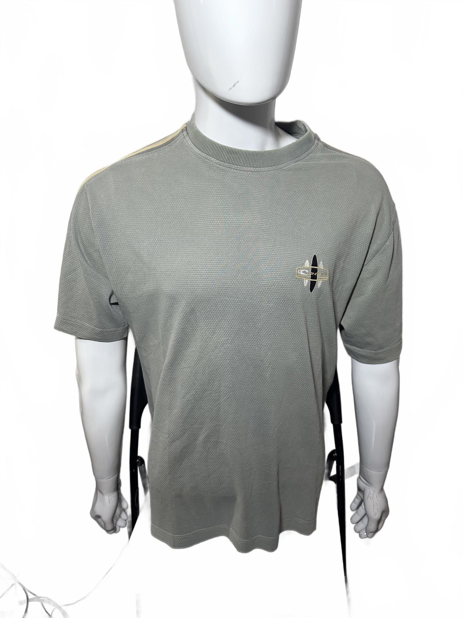 O'Neill Stylish Grey Sports T-Shirt with Striped Sleeves Size US M / EU 48-50 / 2 - 1 Thumbnail