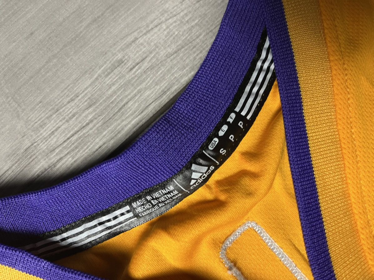 Adidas Adidas Lakers Home jersey Kobe Bryant 24 size Small Size US S / EU 44-46 / 1 - 5 Thumbnail