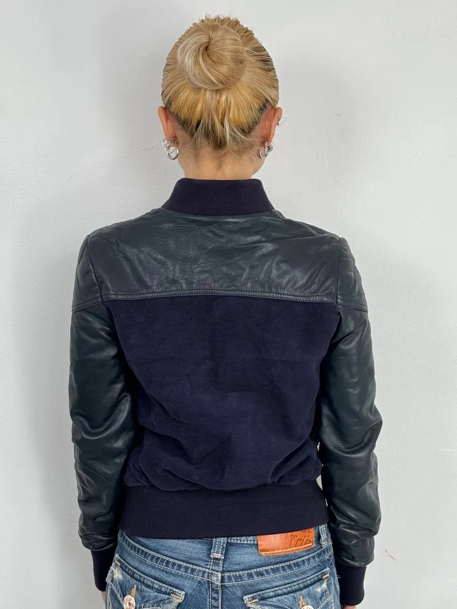 Gianfranco Ferre AW2011 Gianfranco Ferré Navy Suede & Black Leather Bomber Jacket Size S / US 4 / IT 40 - 3 Thumbnail