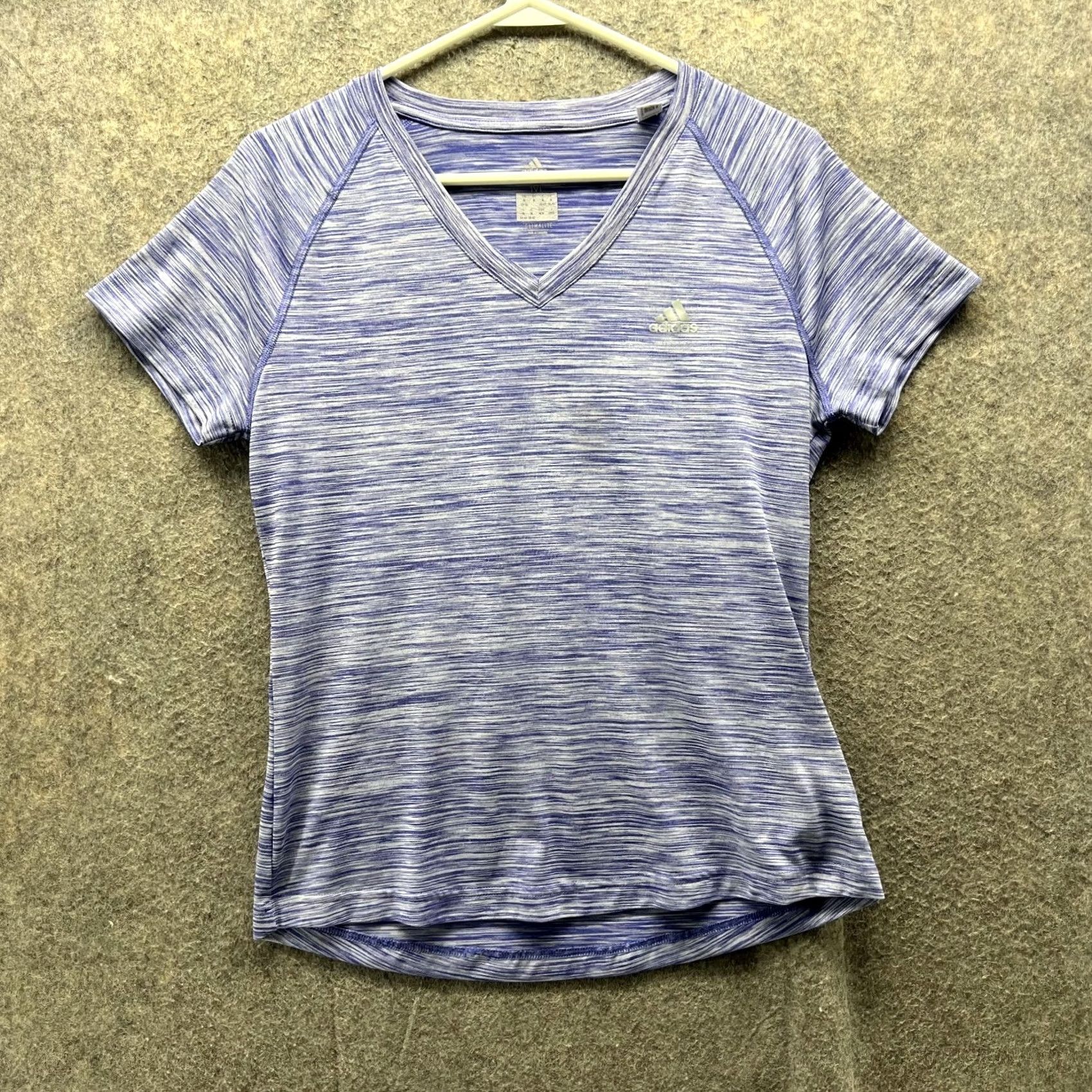 Adidas VINTAGE Adidas Shirt Women Medium Heather Blue V Neck Climalite Knit Polyester Short Sleeve Casual Basic All Seasons Women Size M Size M / US 6-8 / IT 42-44 - 2 Thumbnail