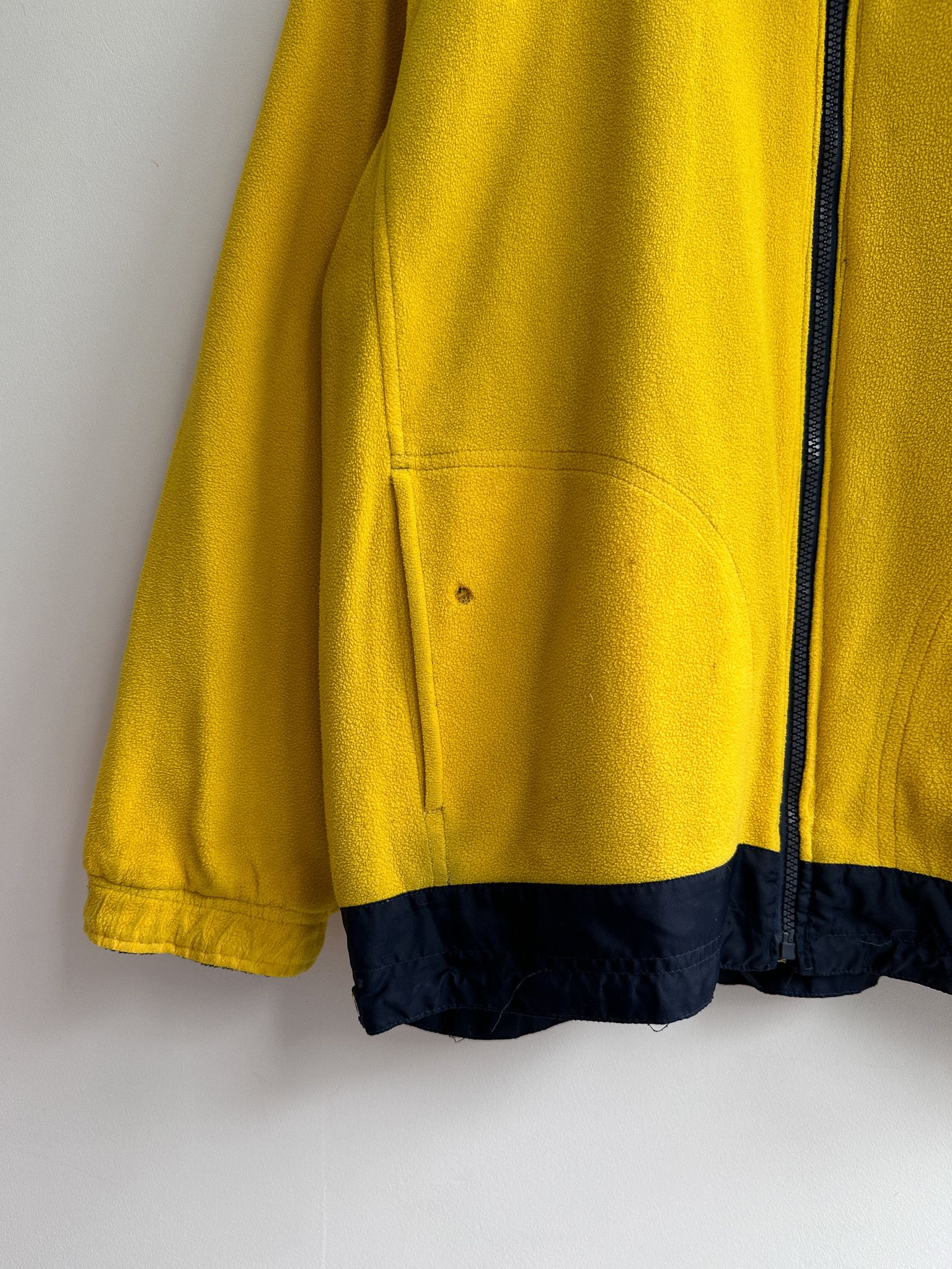 Nike Vintage Nike Reversible Nylon Fleece Jacket Size US M / EU 48-50 / 2 - 11 Thumbnail