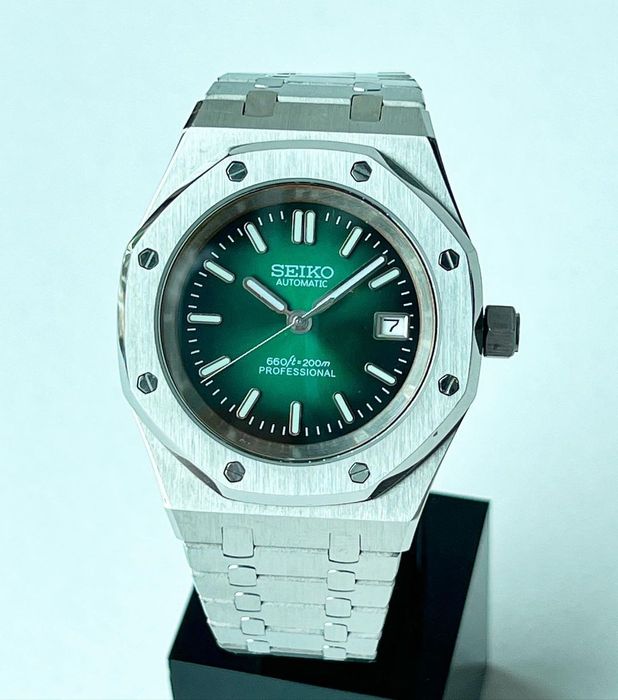 Custom Seiko Custom Seikoak Green Black 42mm | Grailed