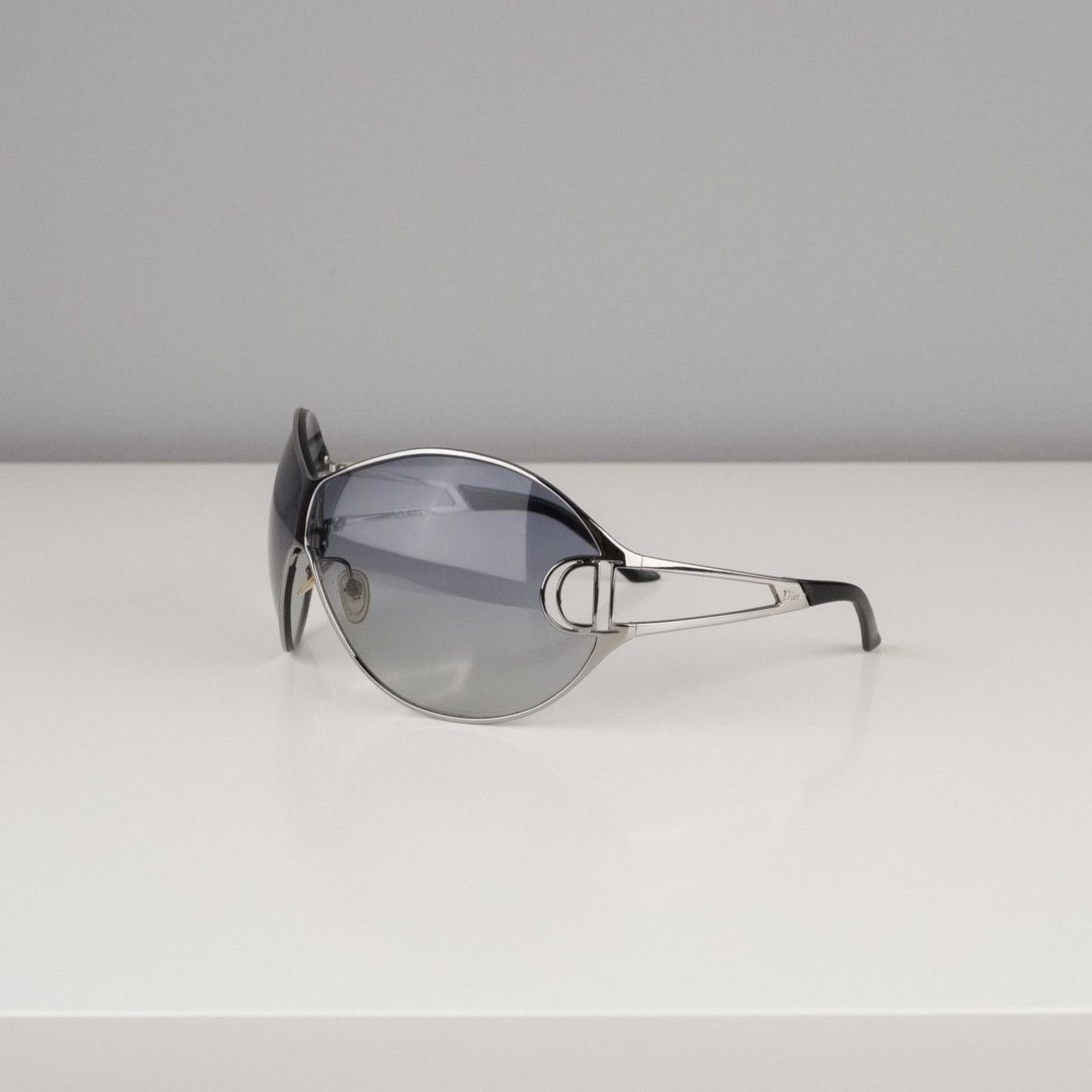 Vintage christian dior D logo oversized mask sunglasses