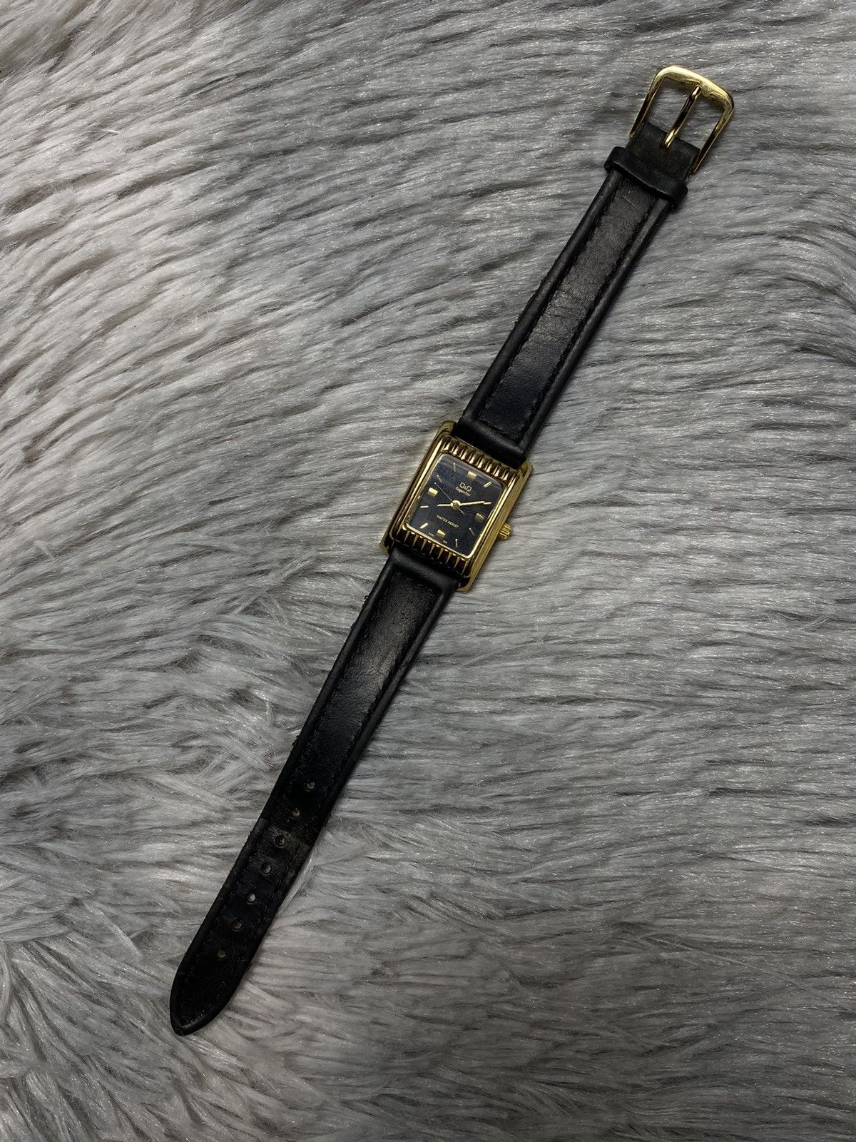 Japanese Brand × Vintage Refined Black and Gold Wristwatch | Japanese Brand Size ONE SIZE - 4 Thumbnail