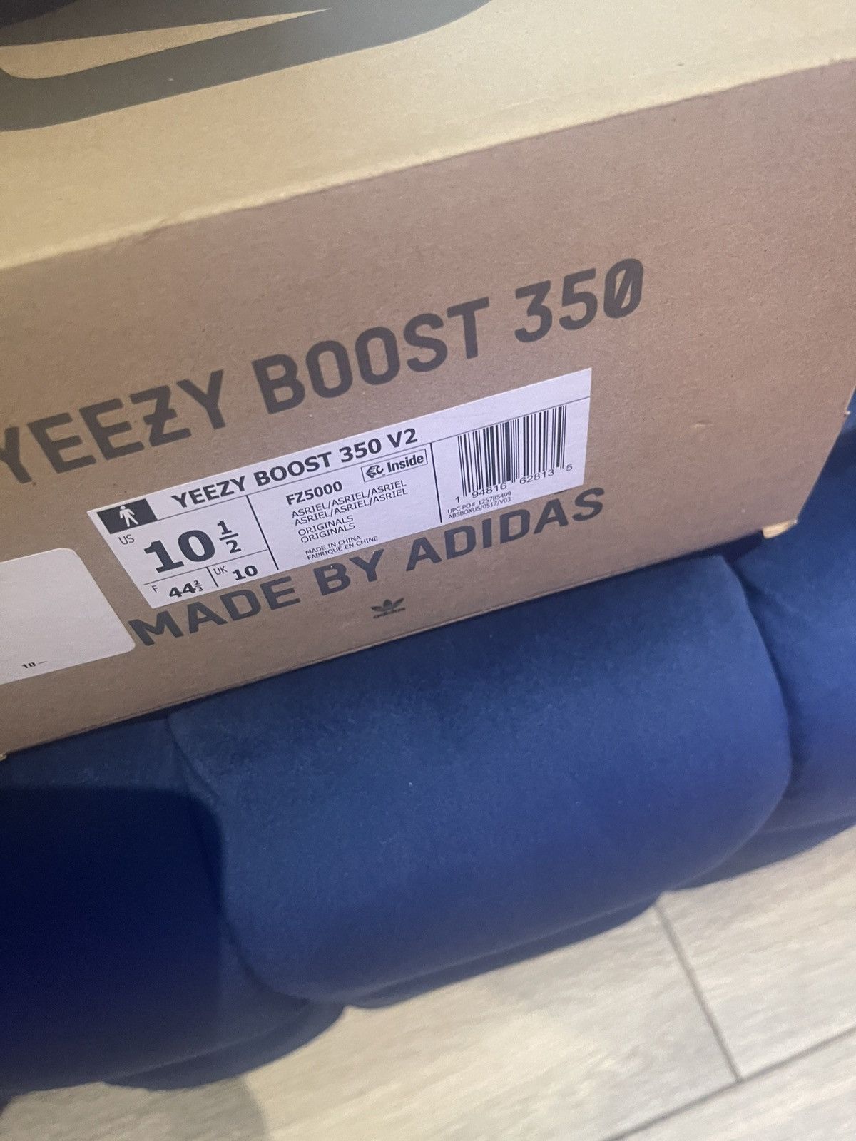 Yeezy Yeezy 350 carbon Size US 10.5 / EU 43-44 - 6 Thumbnail