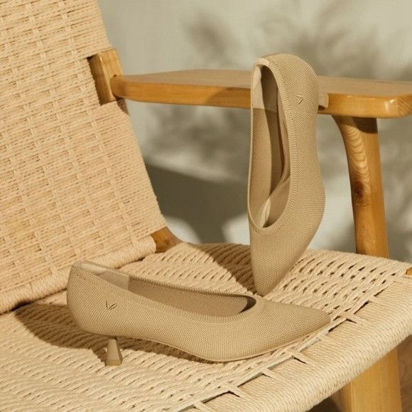 Other The Vivaia Stella Pointed Toe Nude Beige Everyday Comfort Ki Size US 10.5 / IT 40.5 - 8 Thumbnail