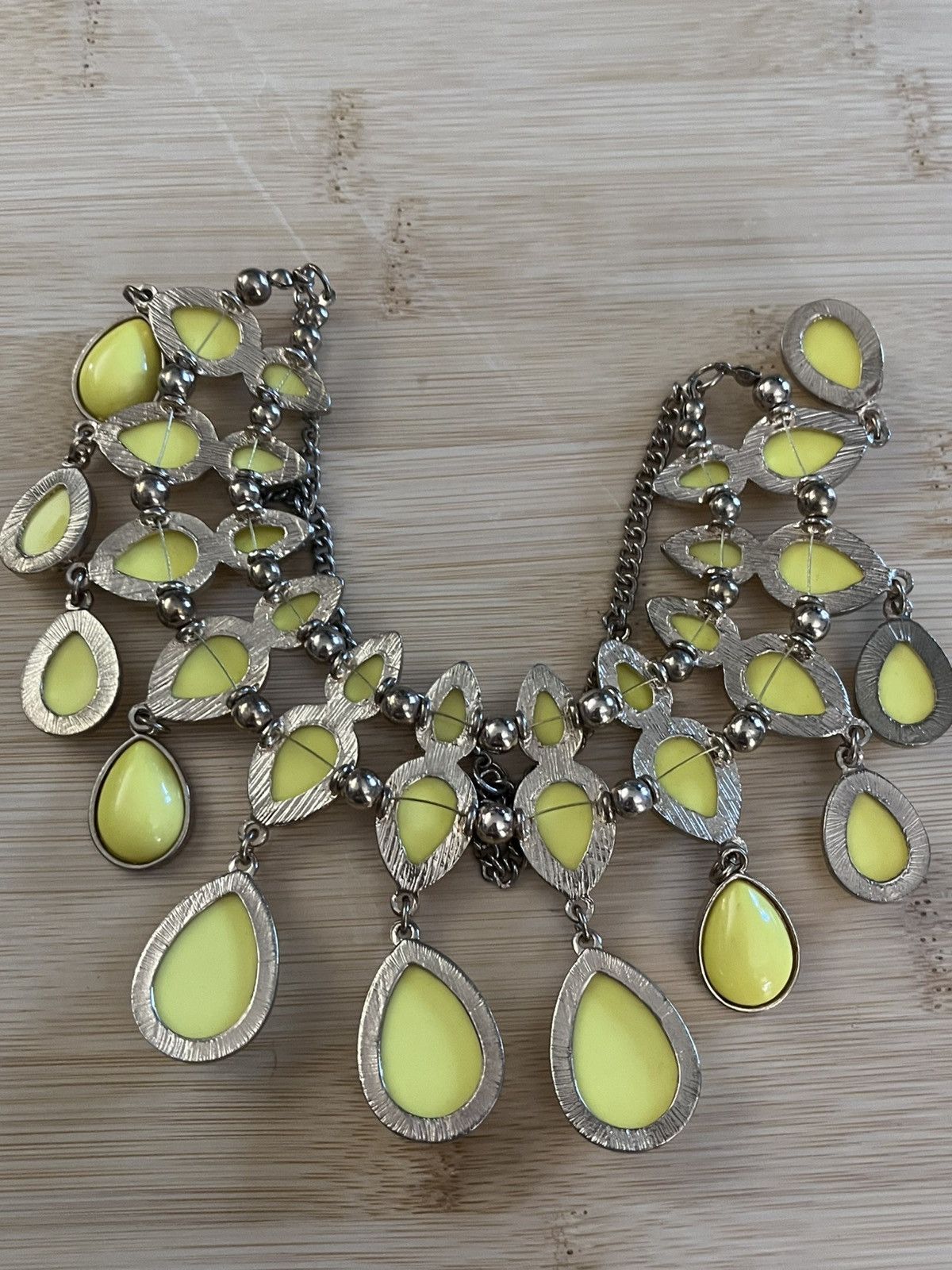 Other Yellow Teardrop Bib Statement Necklace Silver Tone 2010s Size ONE SIZE - 4 Thumbnail