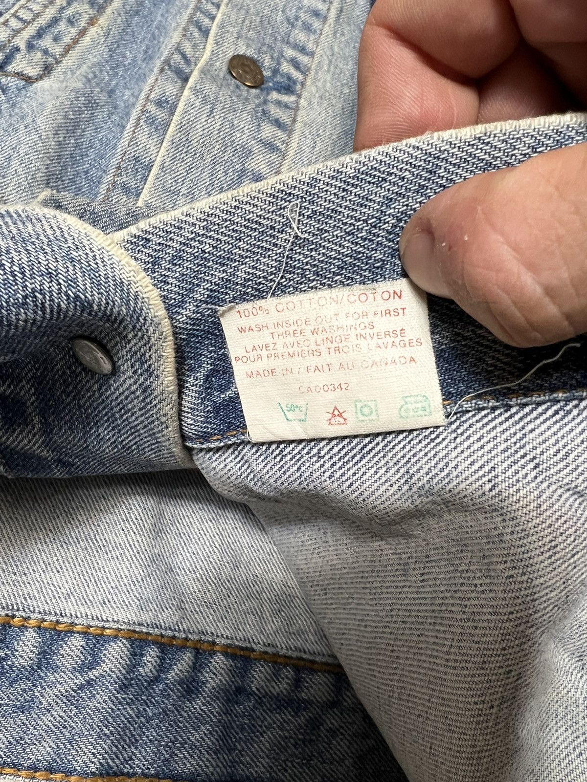 Levi's Vintage Clothing Vintage 90s Levis Washed Heawyweight Denim Jacket Size US XL / EU 56 / 4 - 7 Thumbnail