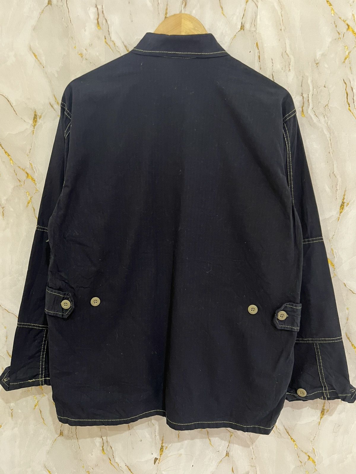 Vintage Vintage Denim Jacket – Classic Style (Tag Missing) Size US L / EU 52-54 / 3 - 2 Thumbnail