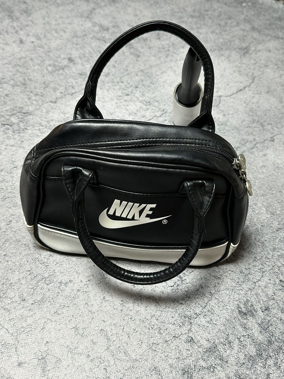 Nike Vintage Nike 90s Leather Hand Bag Size ONE SIZE - 2 Thumbnail