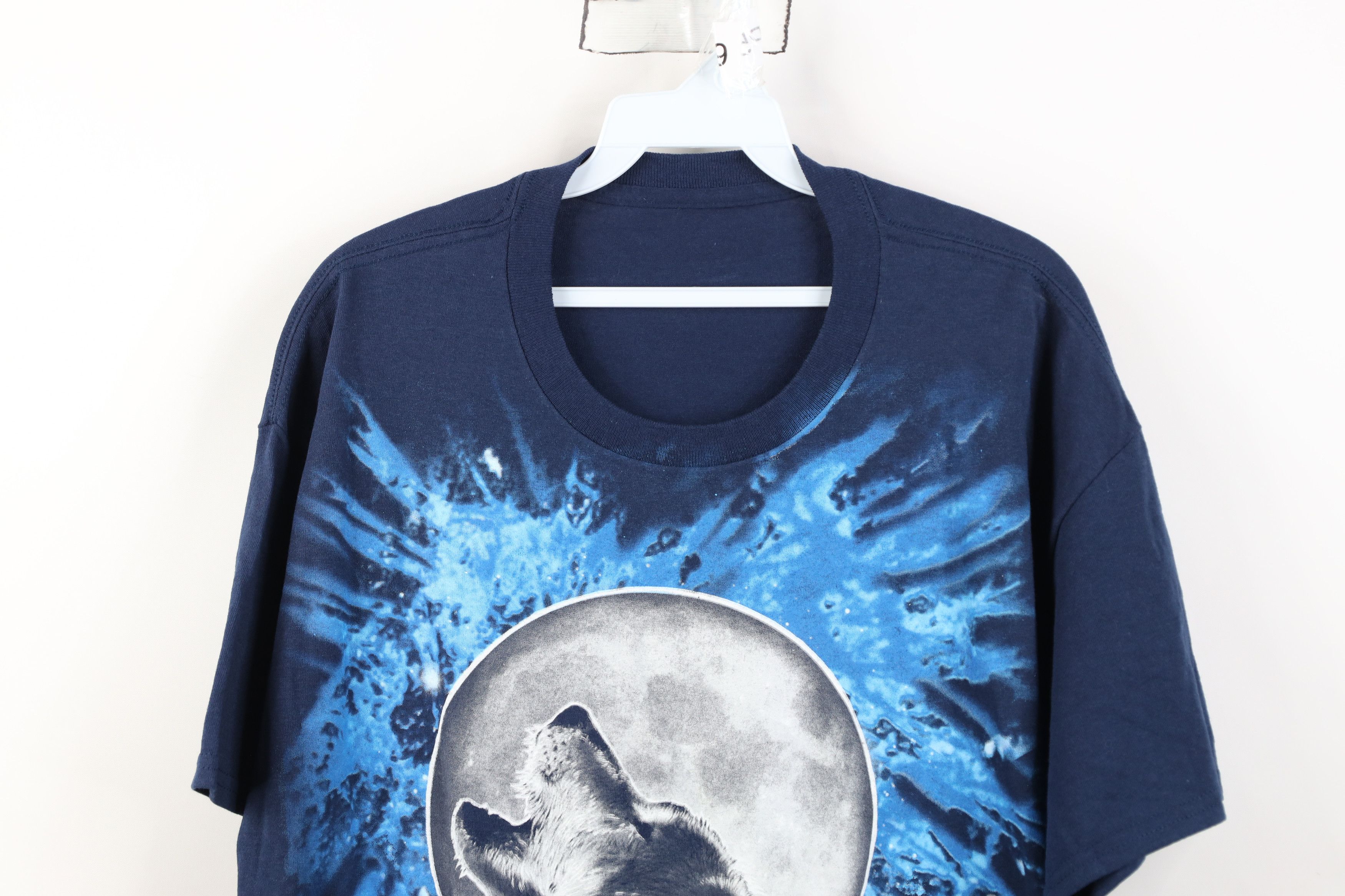 Vintage Vintage 90s Y2K Streetwear Wolf Moon Short Sleeve T-Shirt Size US L / EU 52-54 / 3 - 2 Thumbnail