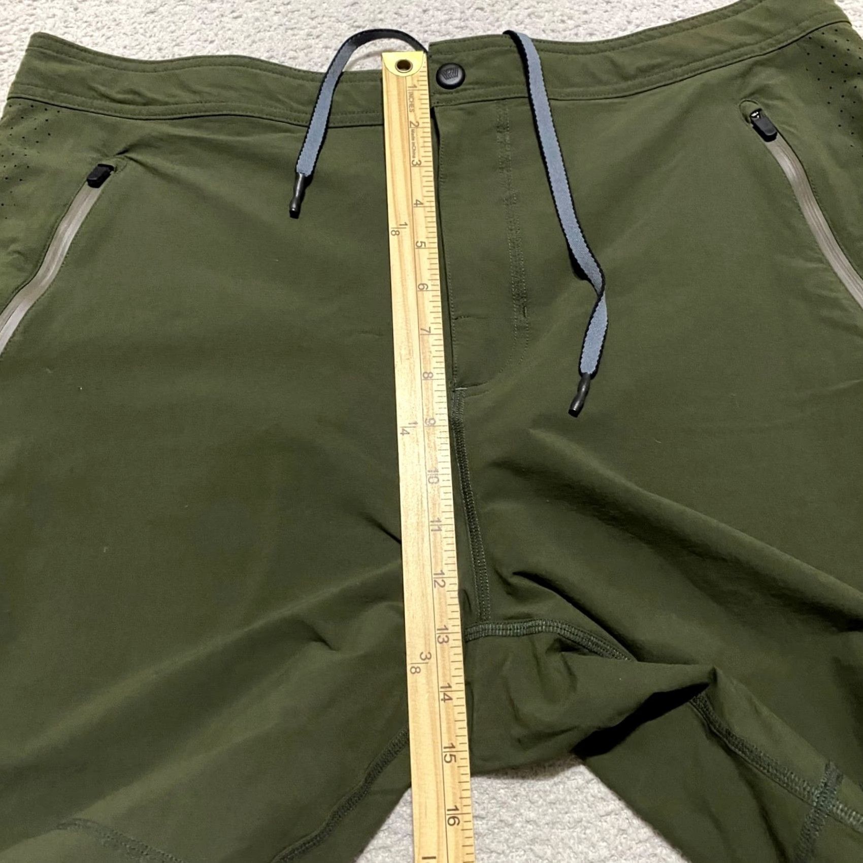 Vintage Mack Weldon Shorts Mens Bermuda Athletic Drawstring Lightweight Pockets Gray Green 7in Inseam Nylon Spandex Quick Dry Athletic Mens Size US 33 - 5 Thumbnail
