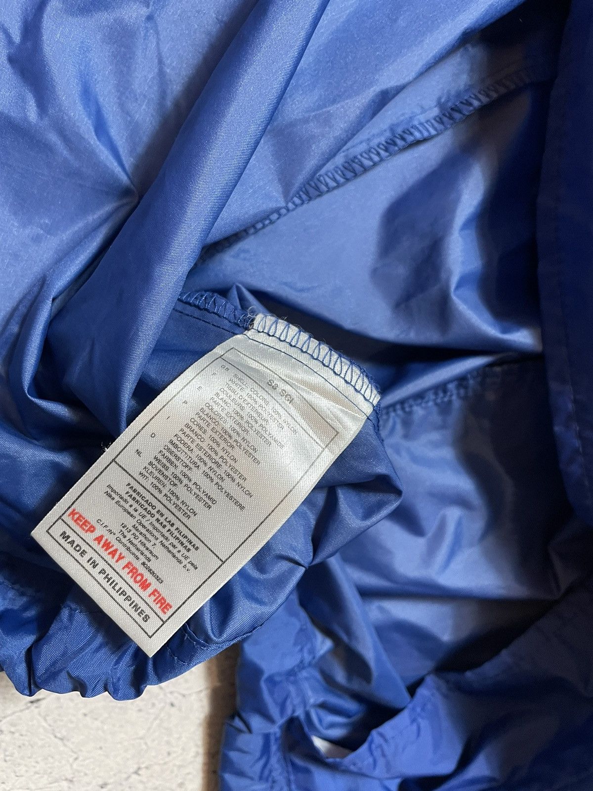 Nike Vintage 90s Nike Big Swoosh Retro Y2K Nylon Jacket Size US XL / EU 56 / 4 - 9 Thumbnail