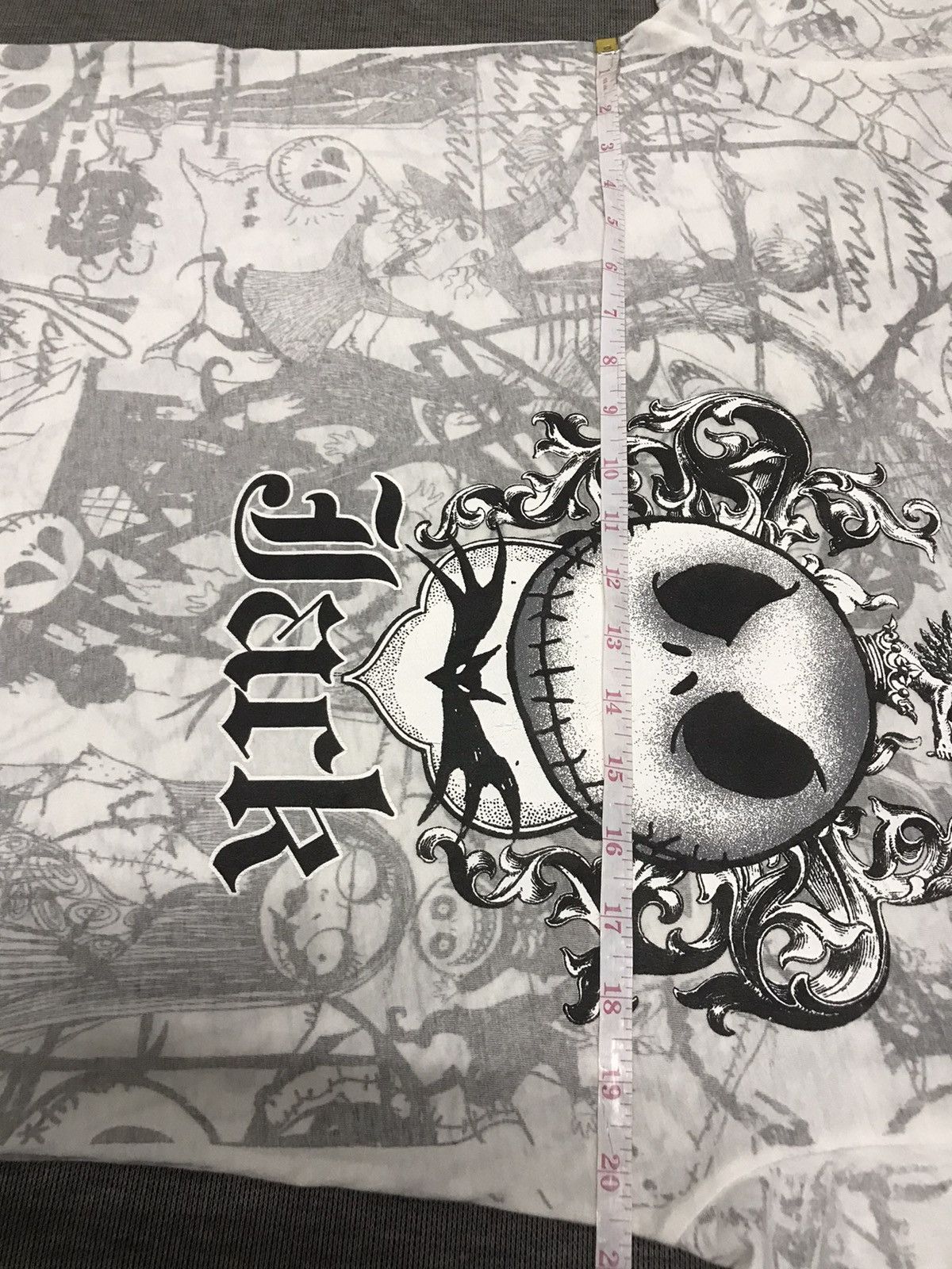 Cartoon Network × Disney Disney The Nightmare Before Christmas Reversible Tees Size US M / EU 48-50 / 2 - 10 Thumbnail