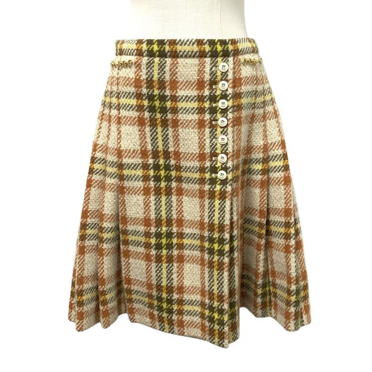 Gucci Gucci Plaid Wool Mini Skirt Size 42 Size 28" / US 6 / IT 42 - 1 Thumbnail