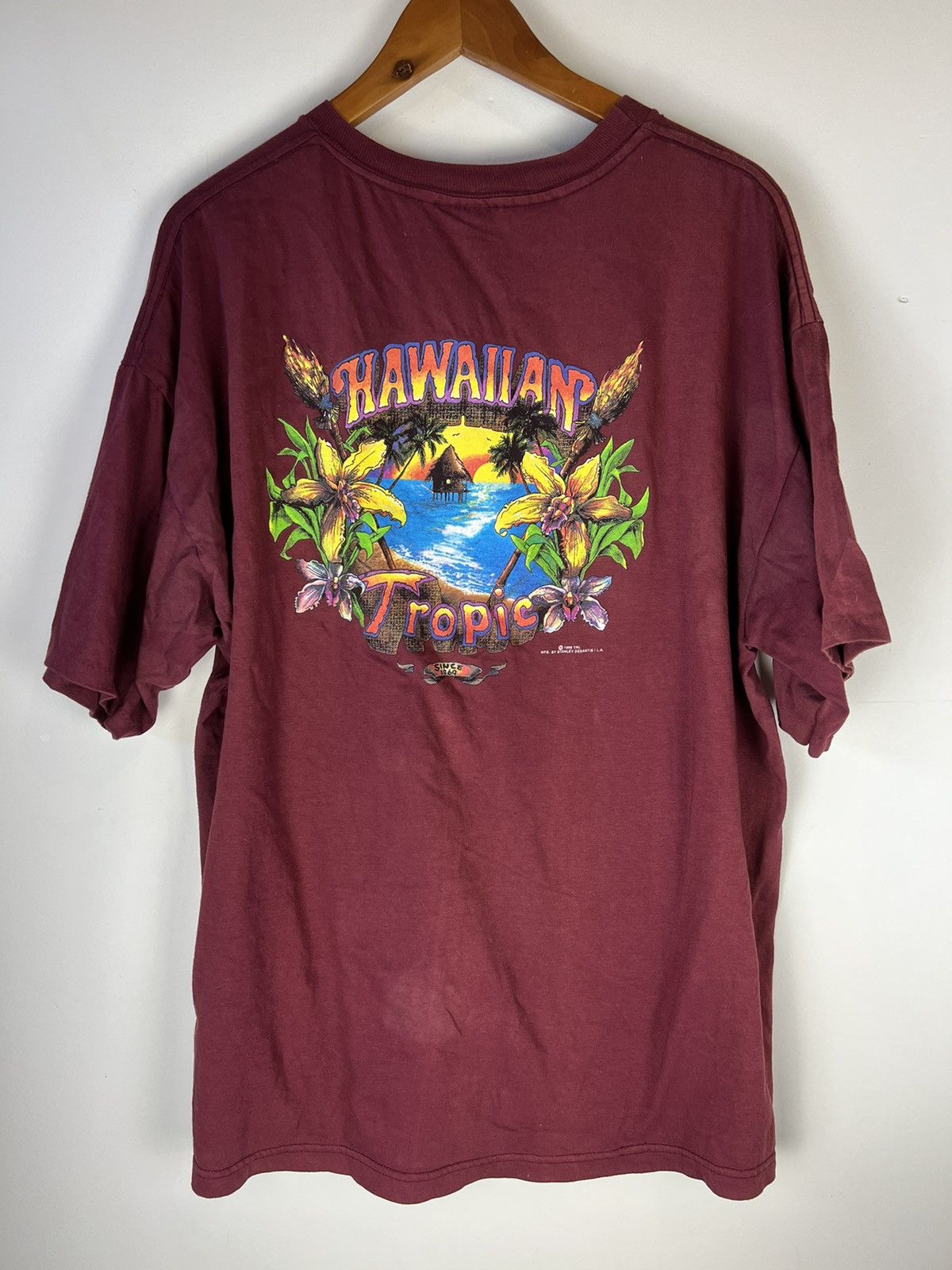Vintage Vintage stanley desantis hawaiian tropic tee Size US XL / EU 56 / 4 - 1 Thumbnail