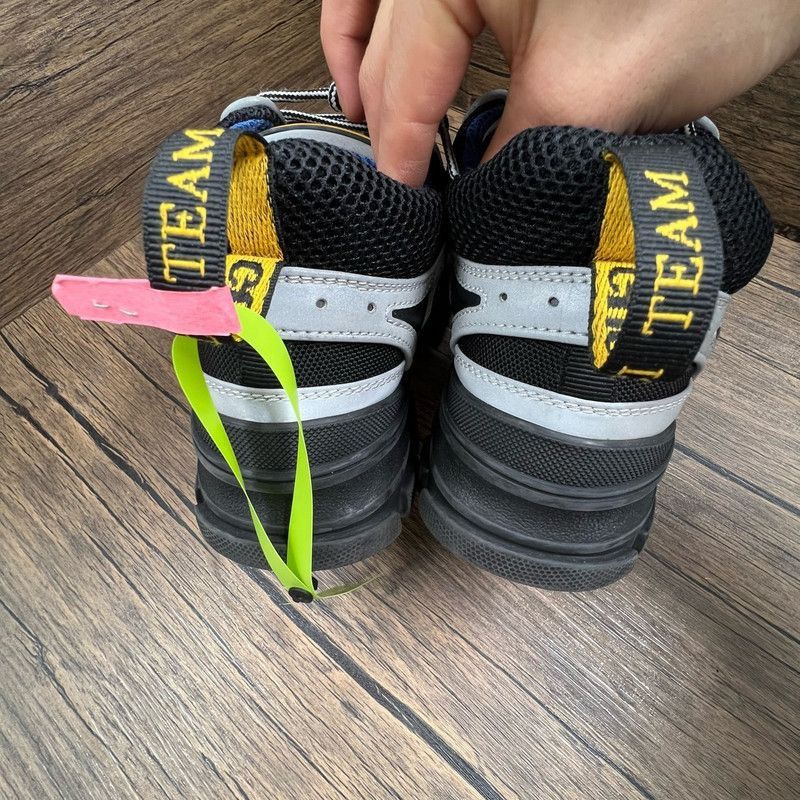 Gucci Gucci Flashtrek Black and Gray Casual Sneakers - Size US 7.5 / EU 40-41 - 4 Thumbnail