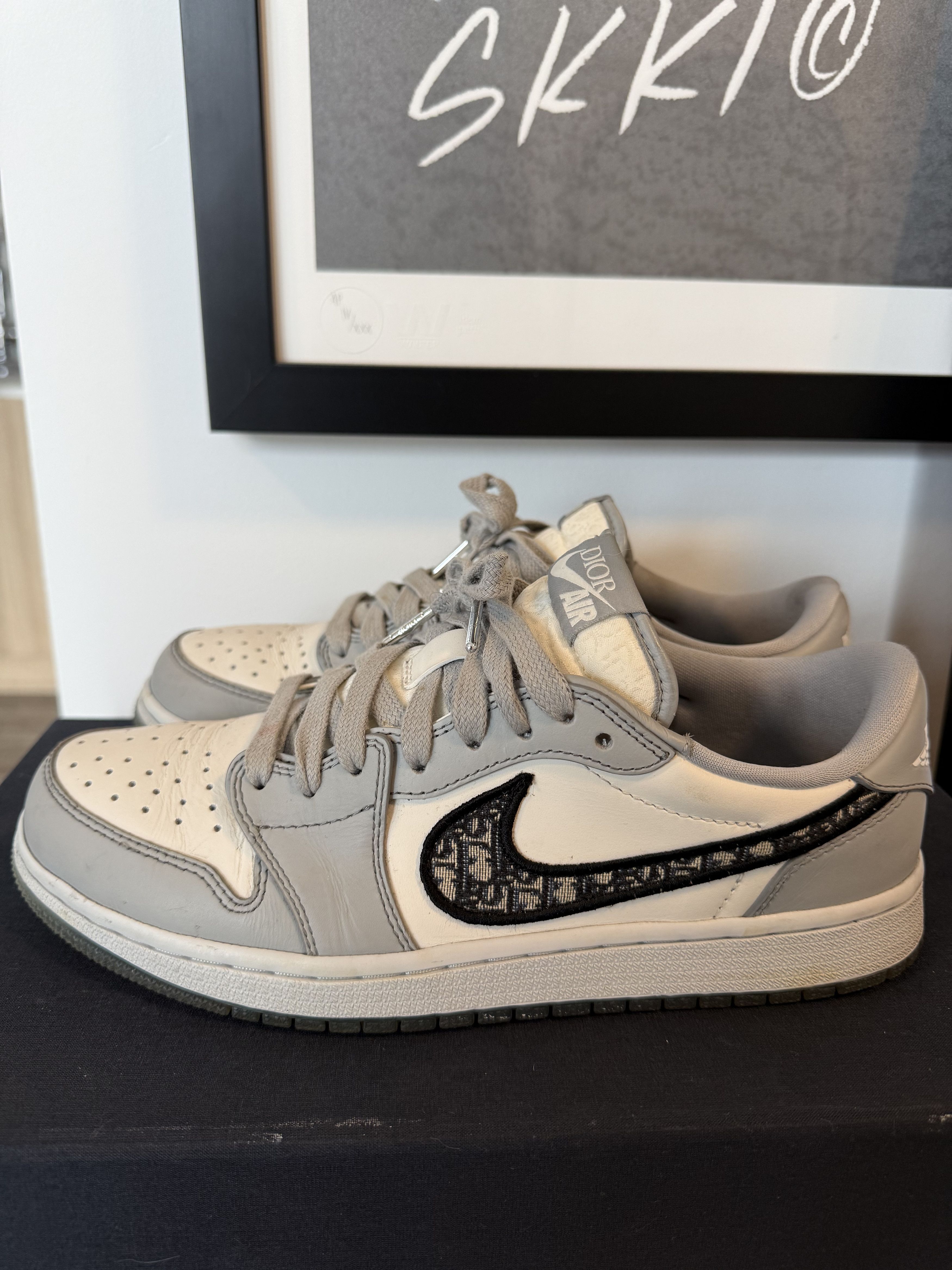 Dior × Jordan Brand Nike Air Jordan 1 x Christian Dior - Low - Size 8.5 - 41.5 Size US 8.5 / EU 41-42 - 7 Thumbnail
